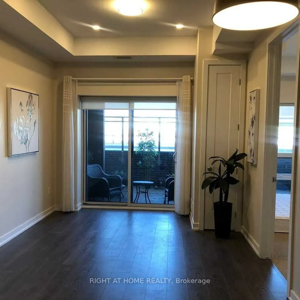 4040 Upper middle Road, #116