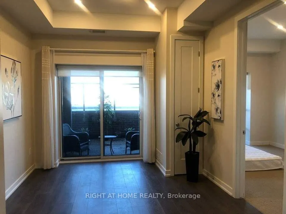 4040 Upper middle Road, #116