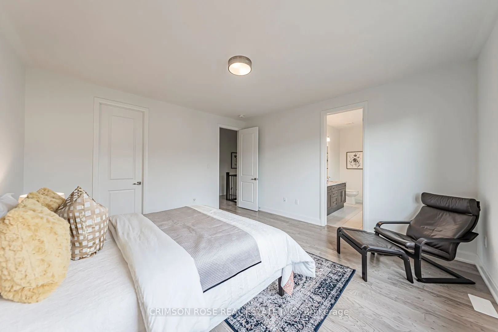 3045 William Cutmore Boulevard