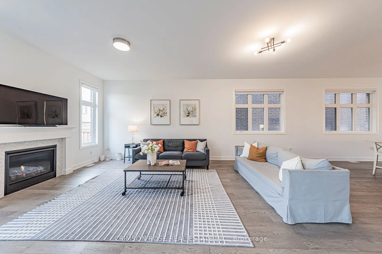 3045 William Cutmore Boulevard