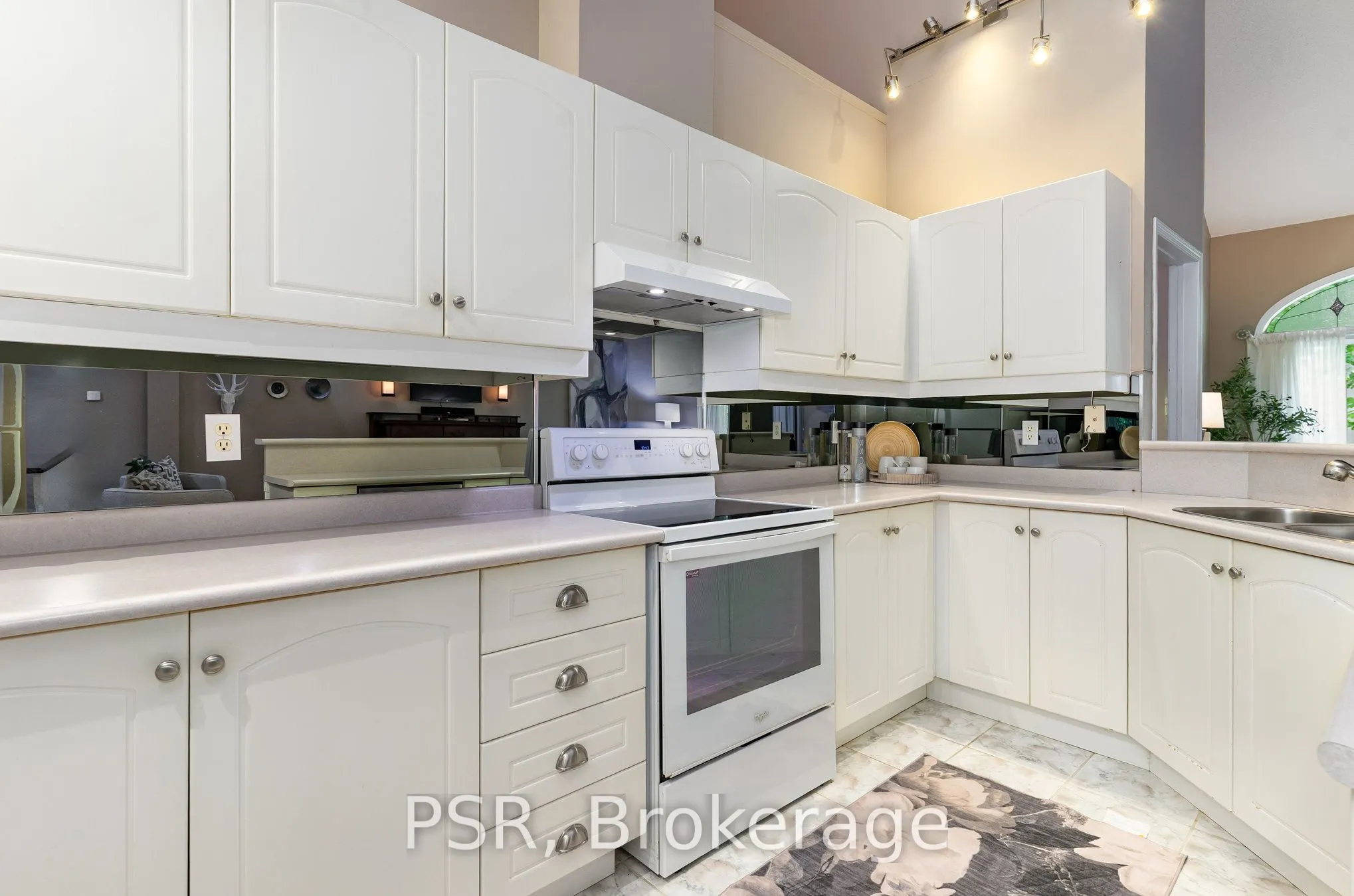 1010 Cristina Court, #17