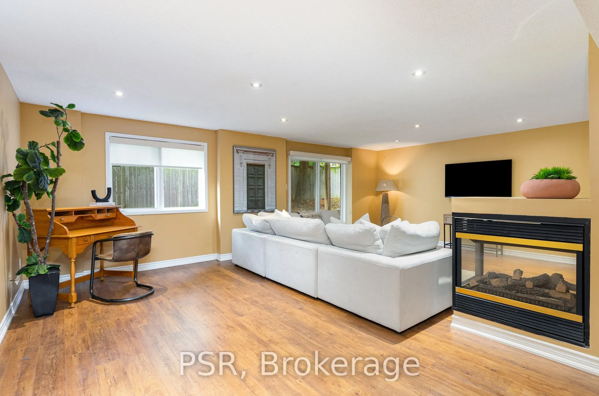 1010 Cristina Court, #17