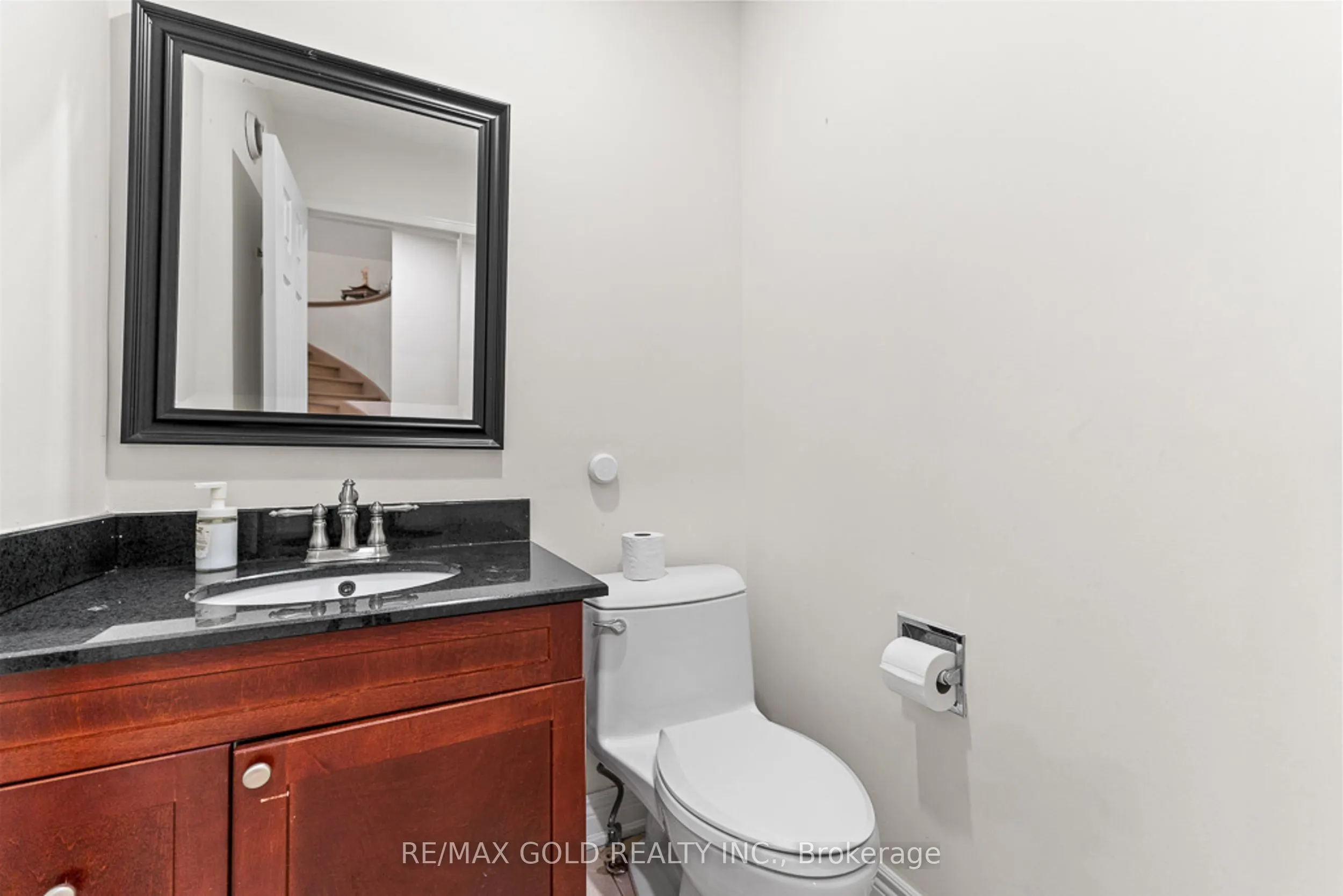 20 Mountainberry Road