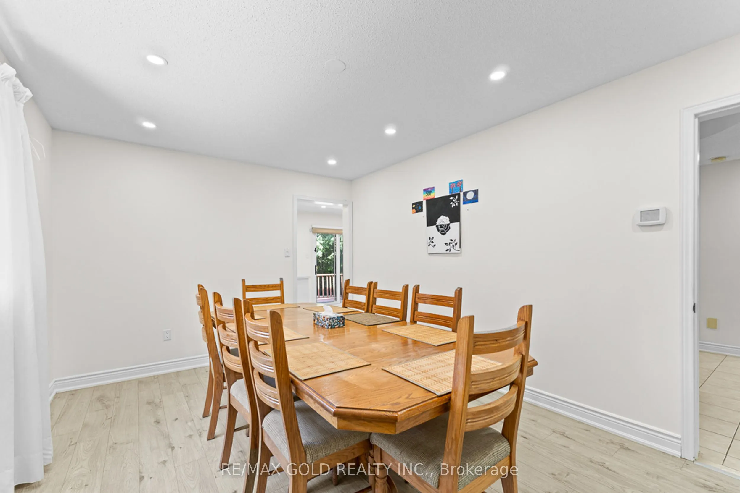 20 Mountainberry Road