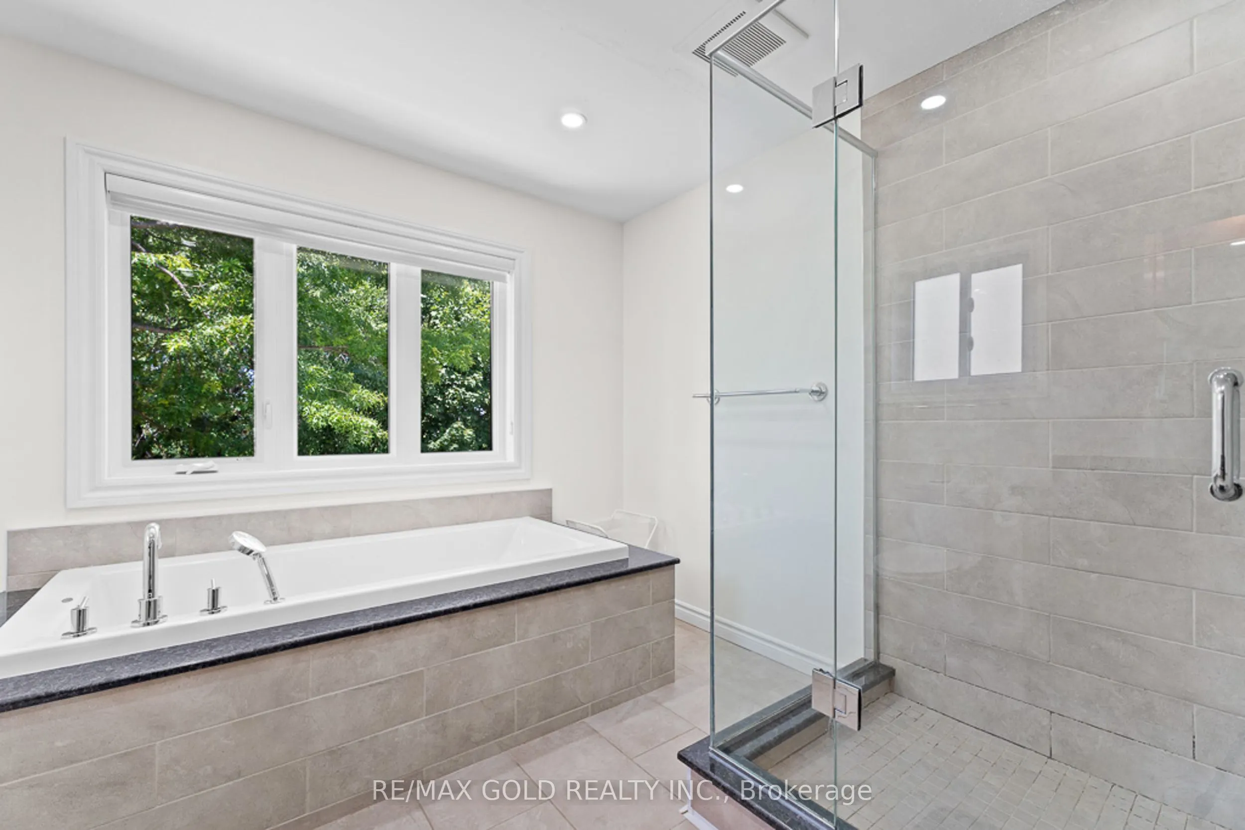 20 Mountainberry Road