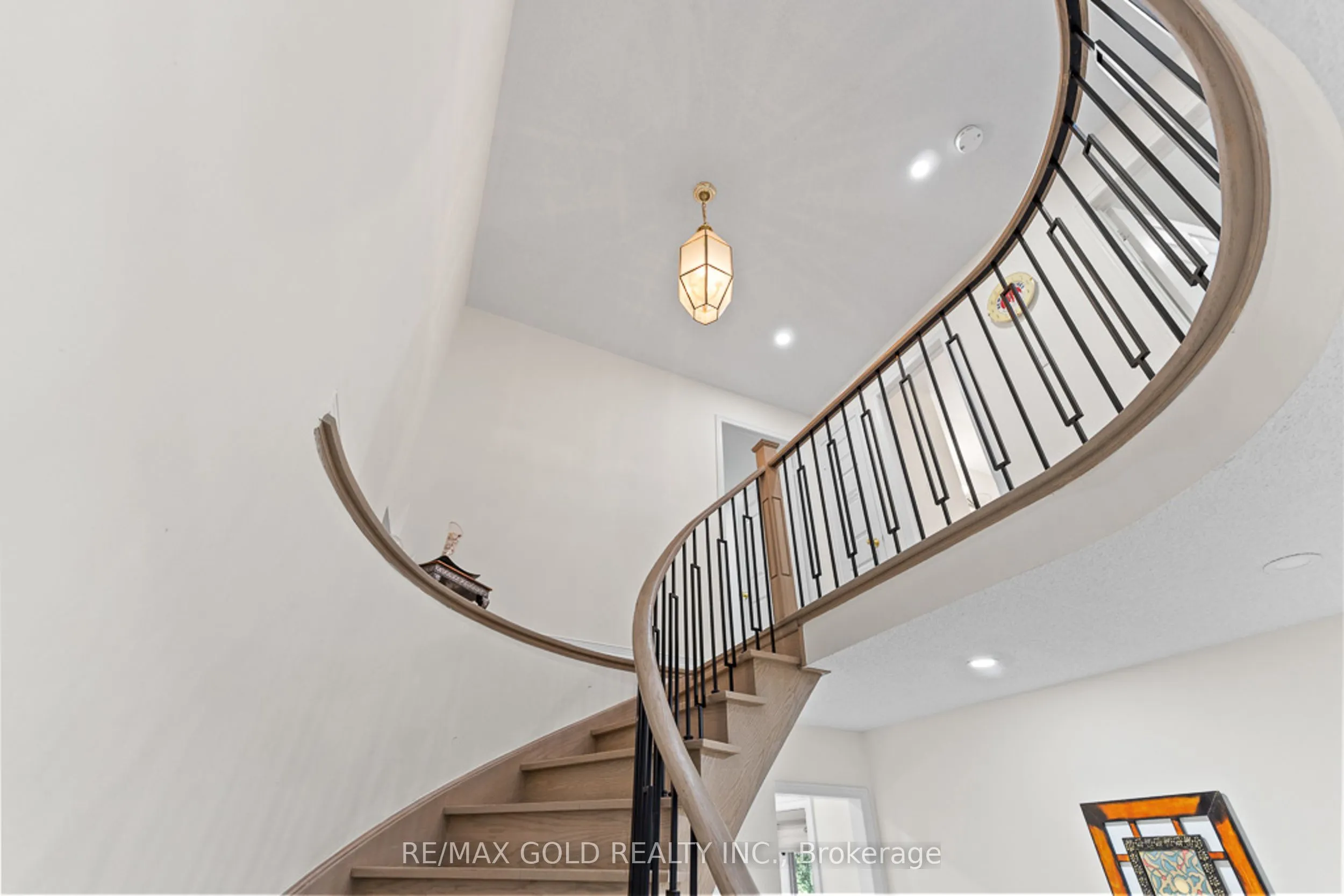 20 Mountainberry Road