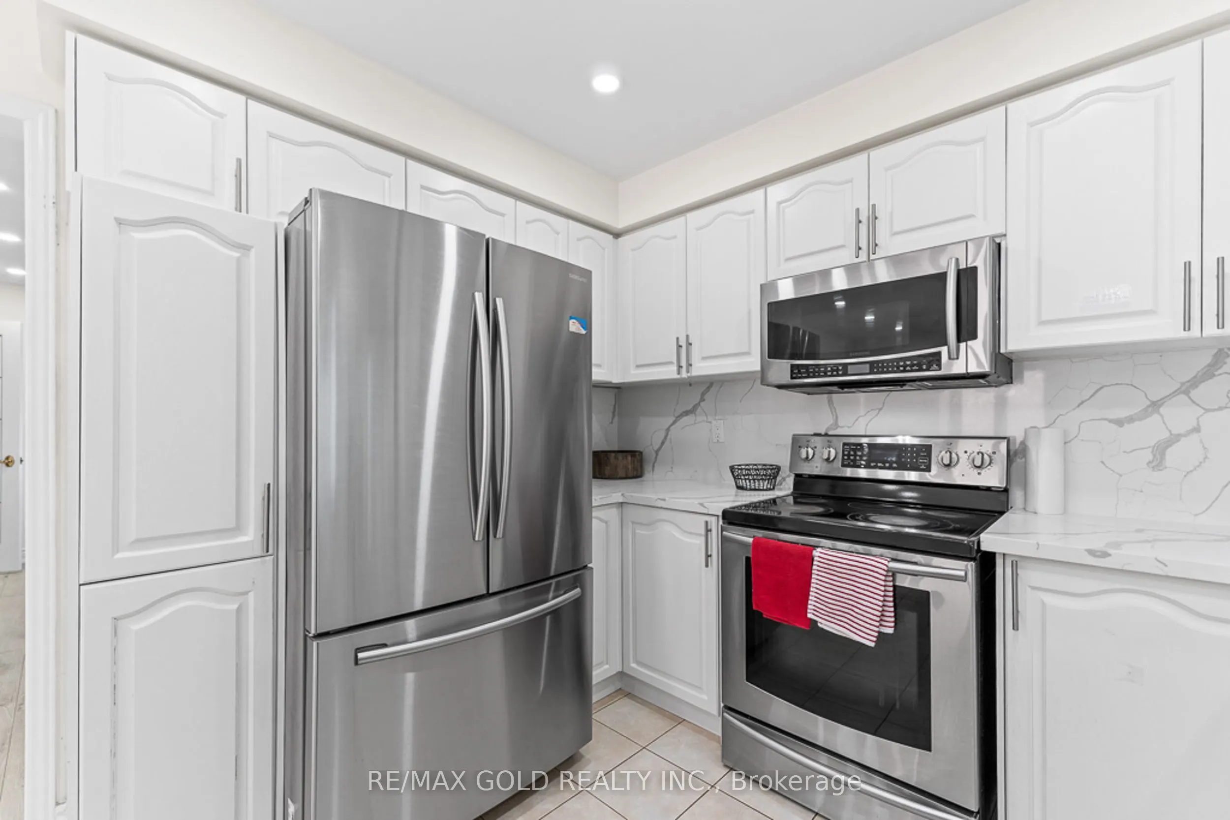 20 Mountainberry Road