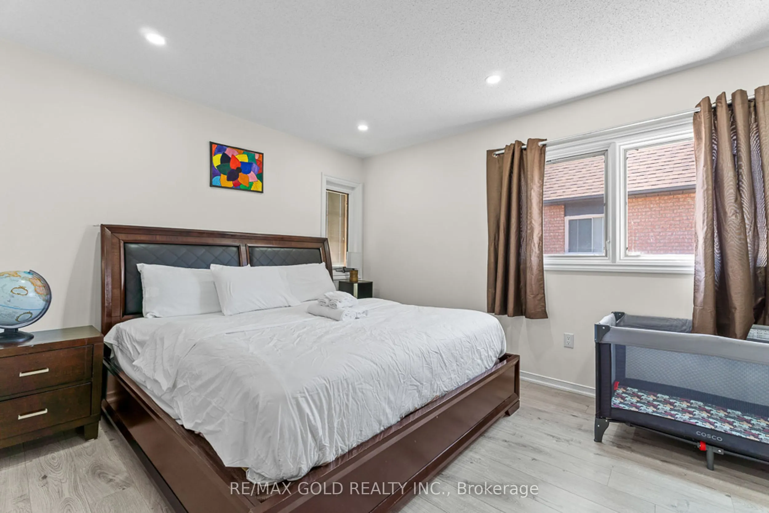 20 Mountainberry Road