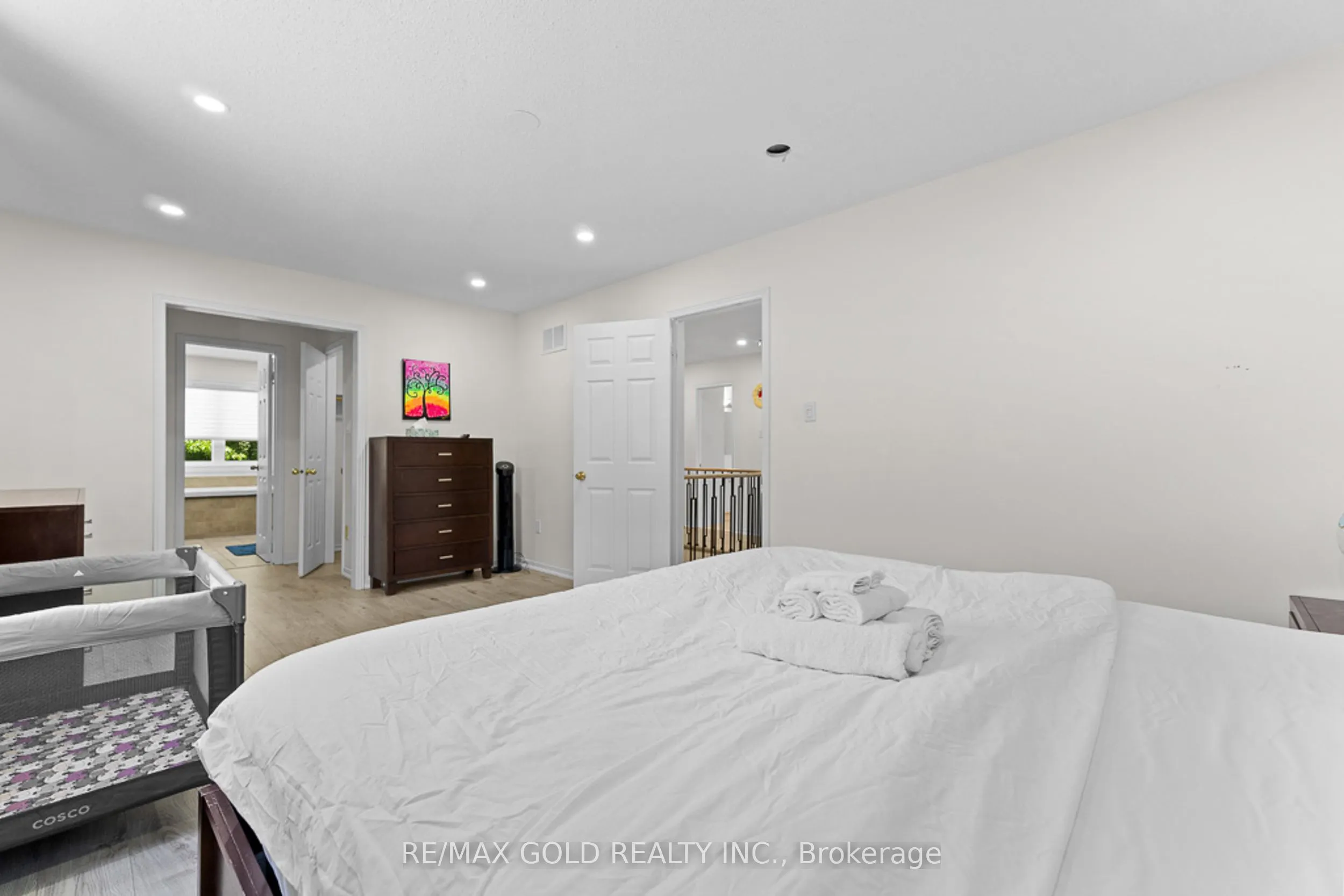 20 Mountainberry Road