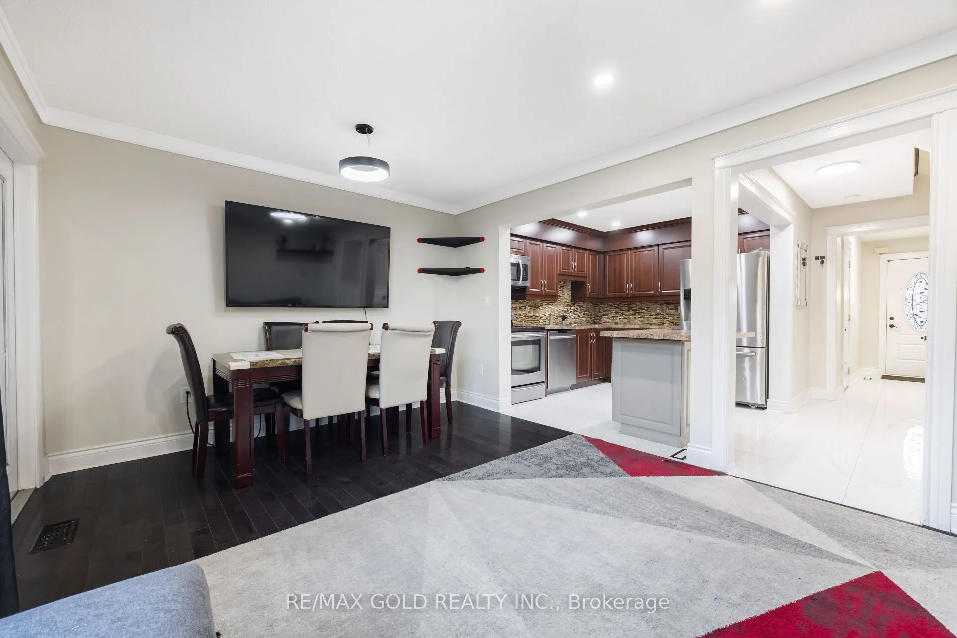 63 Mount Fuji Crescent