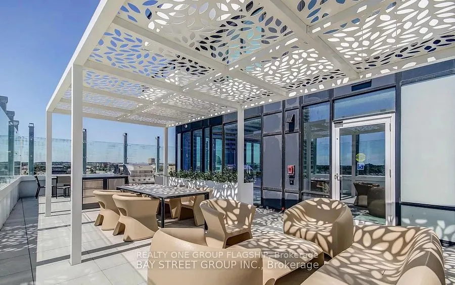 2485 Eglinton Avenue W, #401