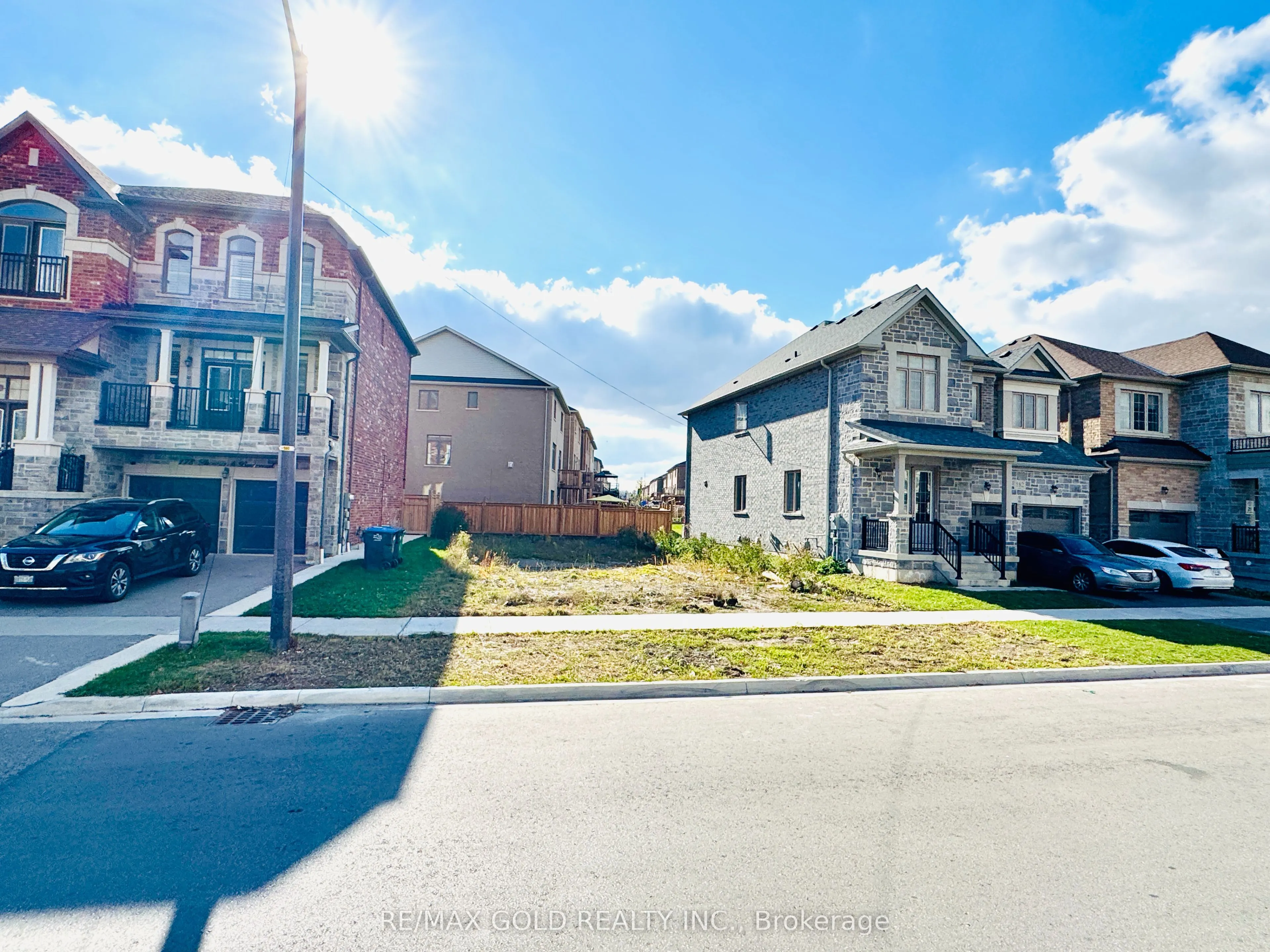 180 Thornbush Boulevard