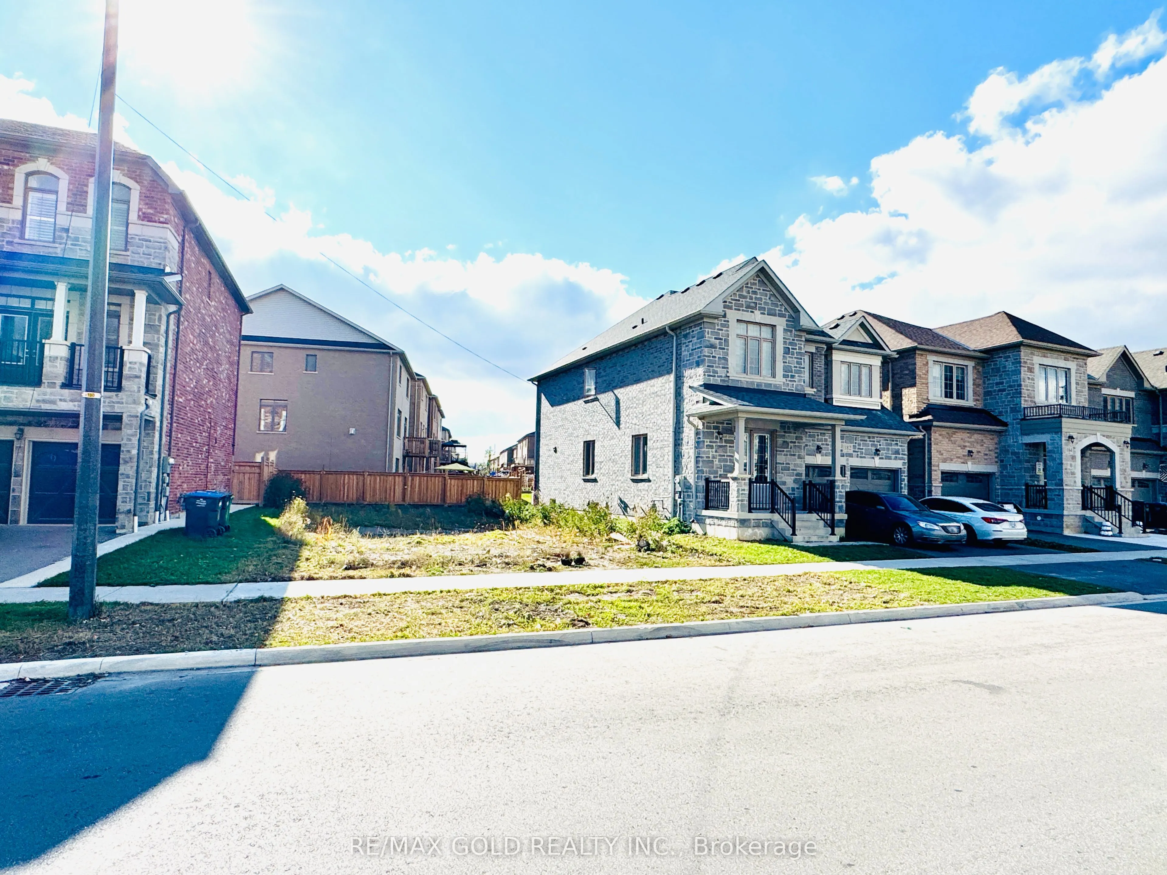 180 Thornbush Boulevard