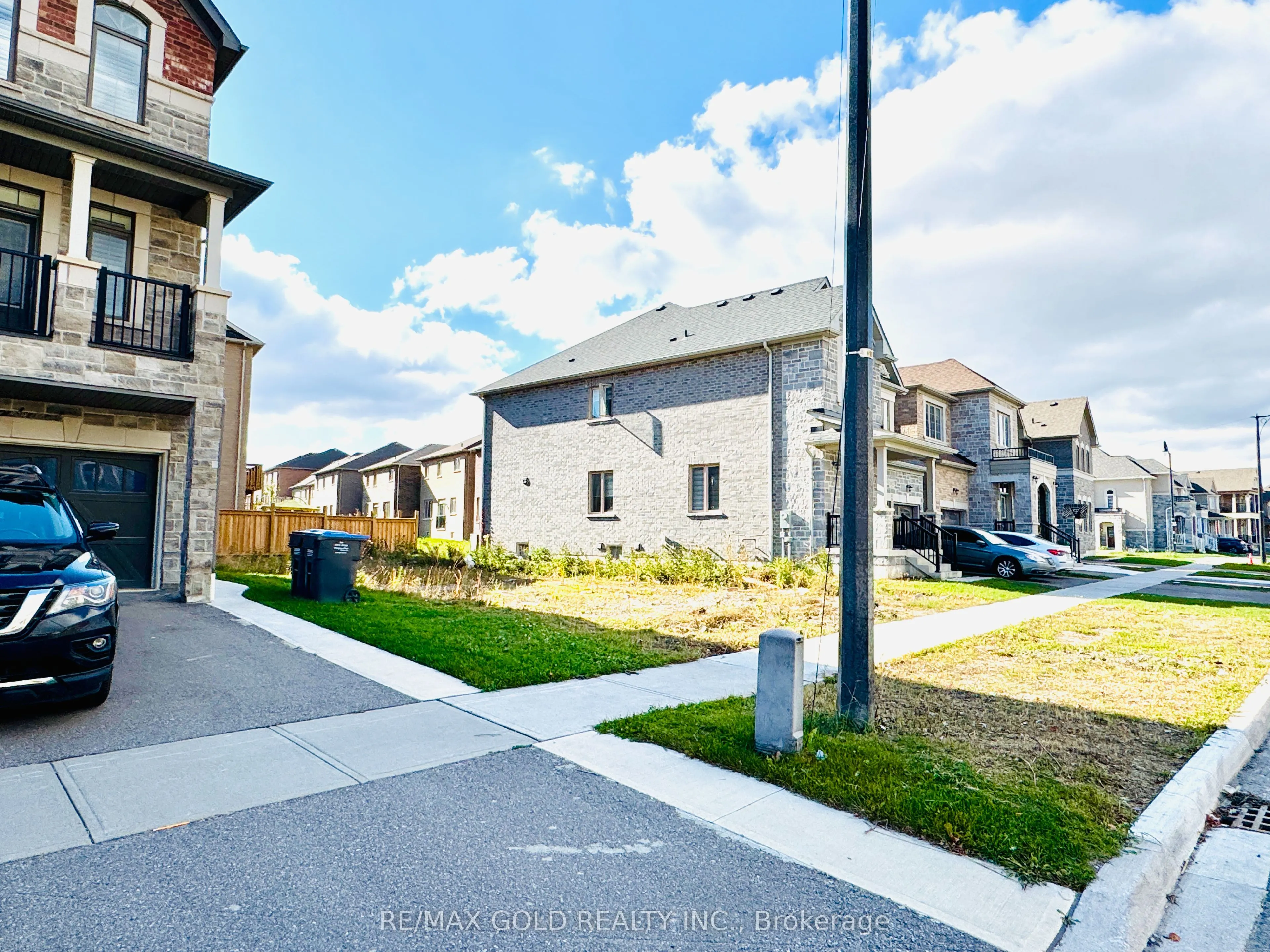 180 Thornbush Boulevard