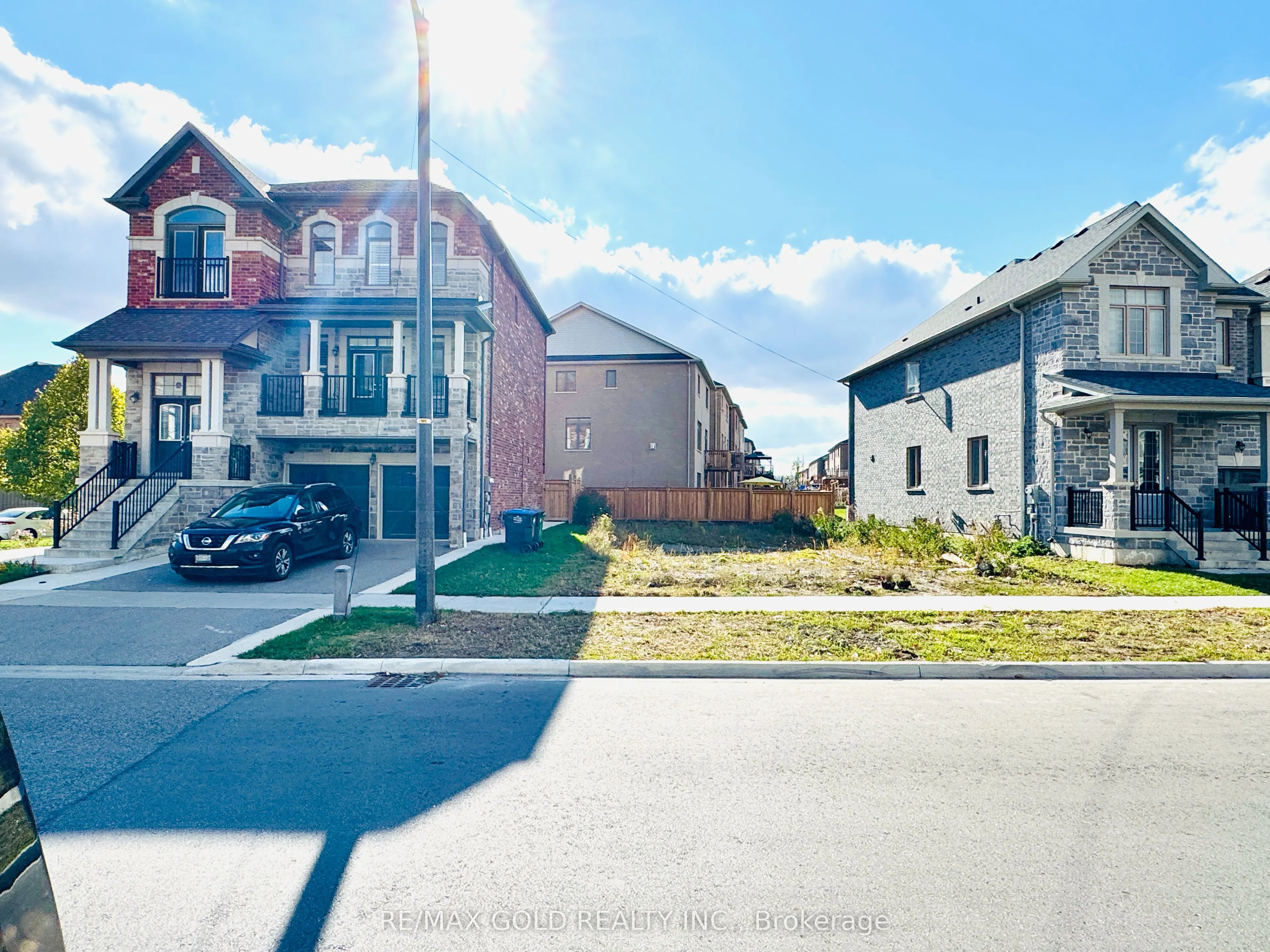 180 Thornbush Boulevard