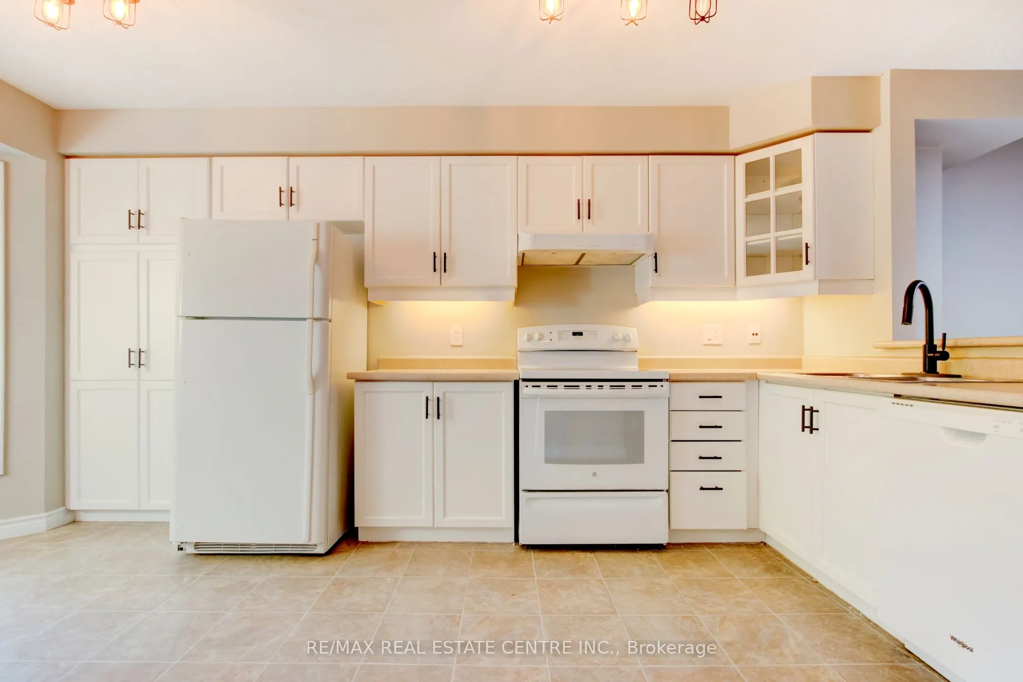 3480 Upper Middle Road, #82