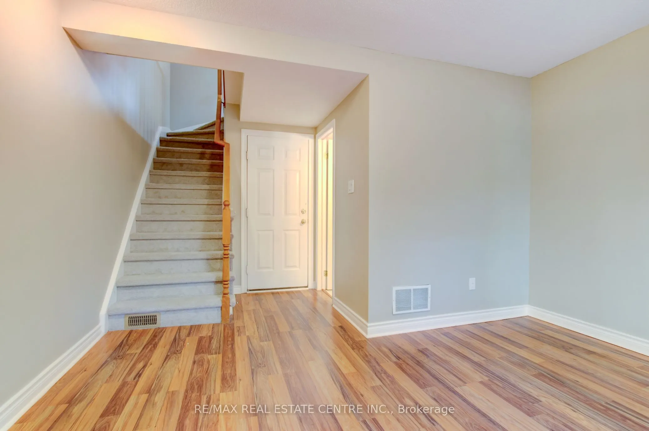 3480 Upper Middle Road, #82