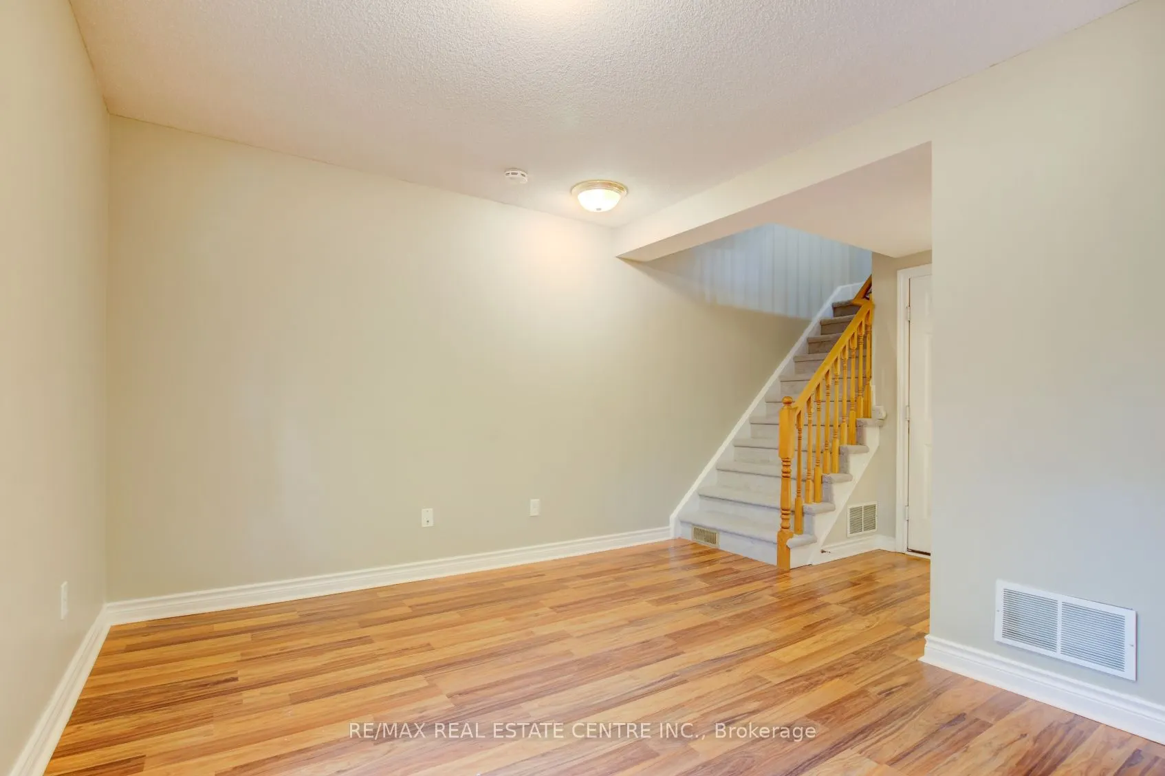 3480 Upper Middle Road, #82