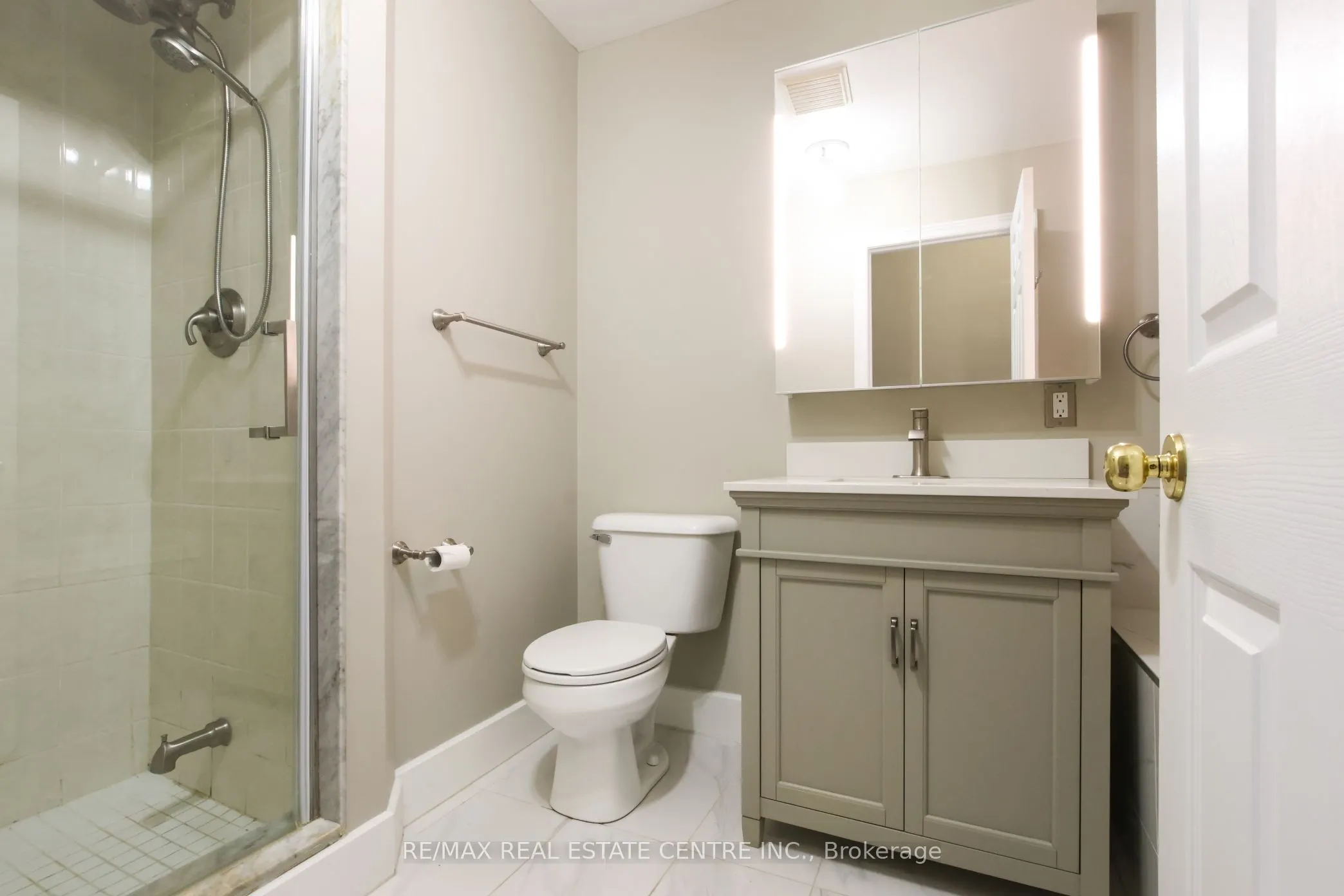 3480 Upper Middle Road, #82