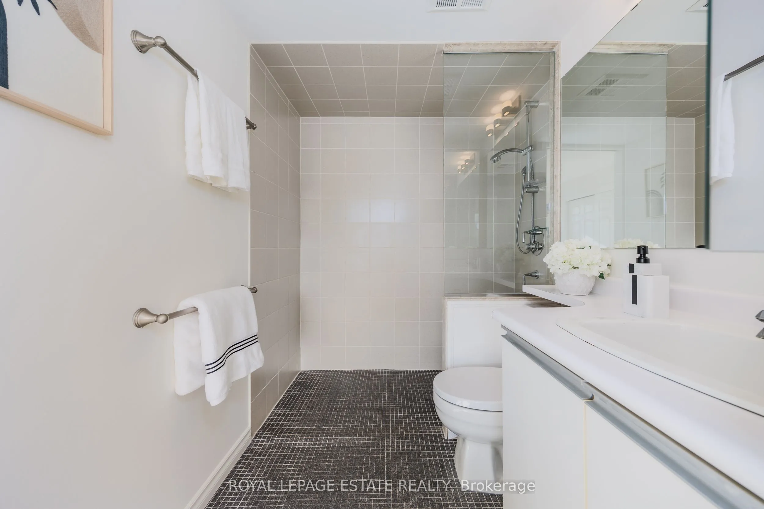 3 Hickory Tree Road, #1903