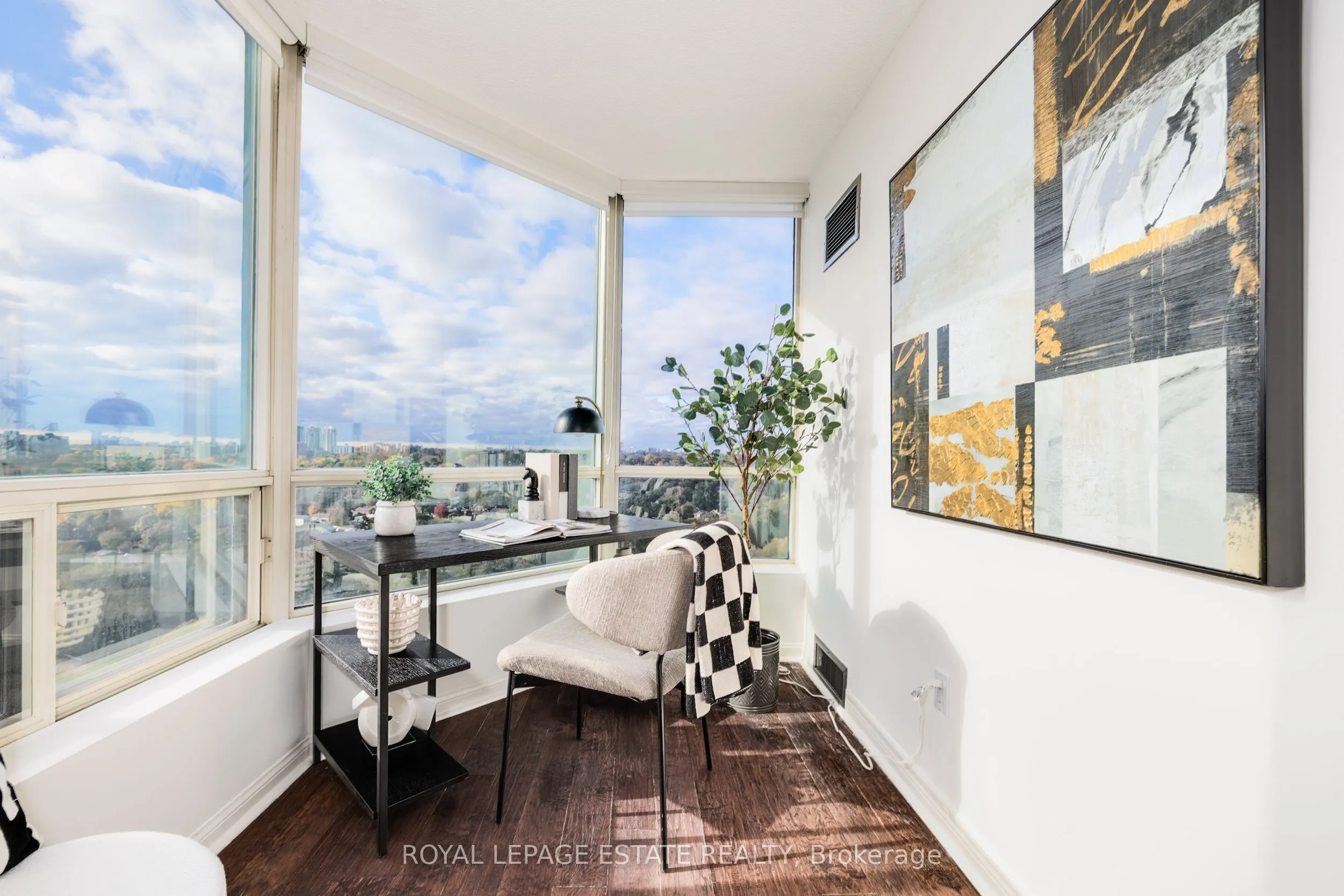 3 Hickory Tree Road, #1903