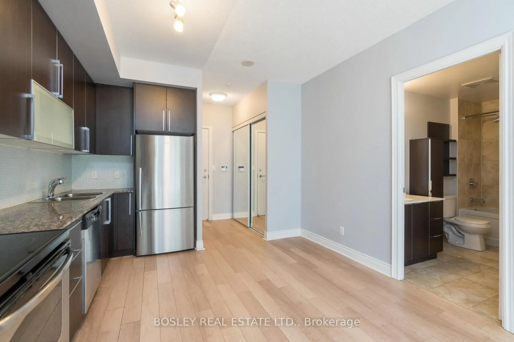 16 Brookers Lane, #220