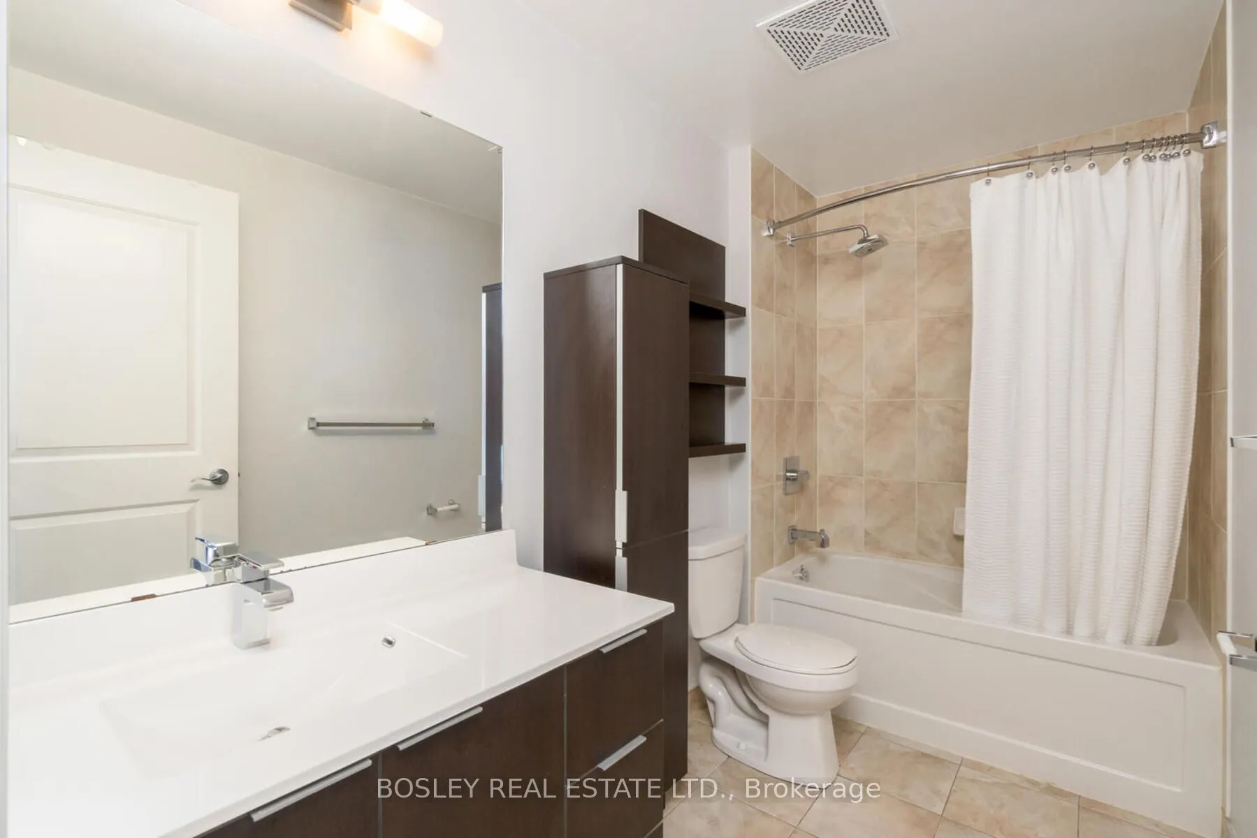 16 Brookers Lane, #220