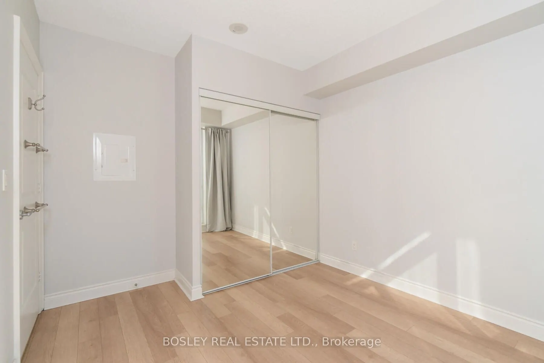 16 Brookers Lane, #220