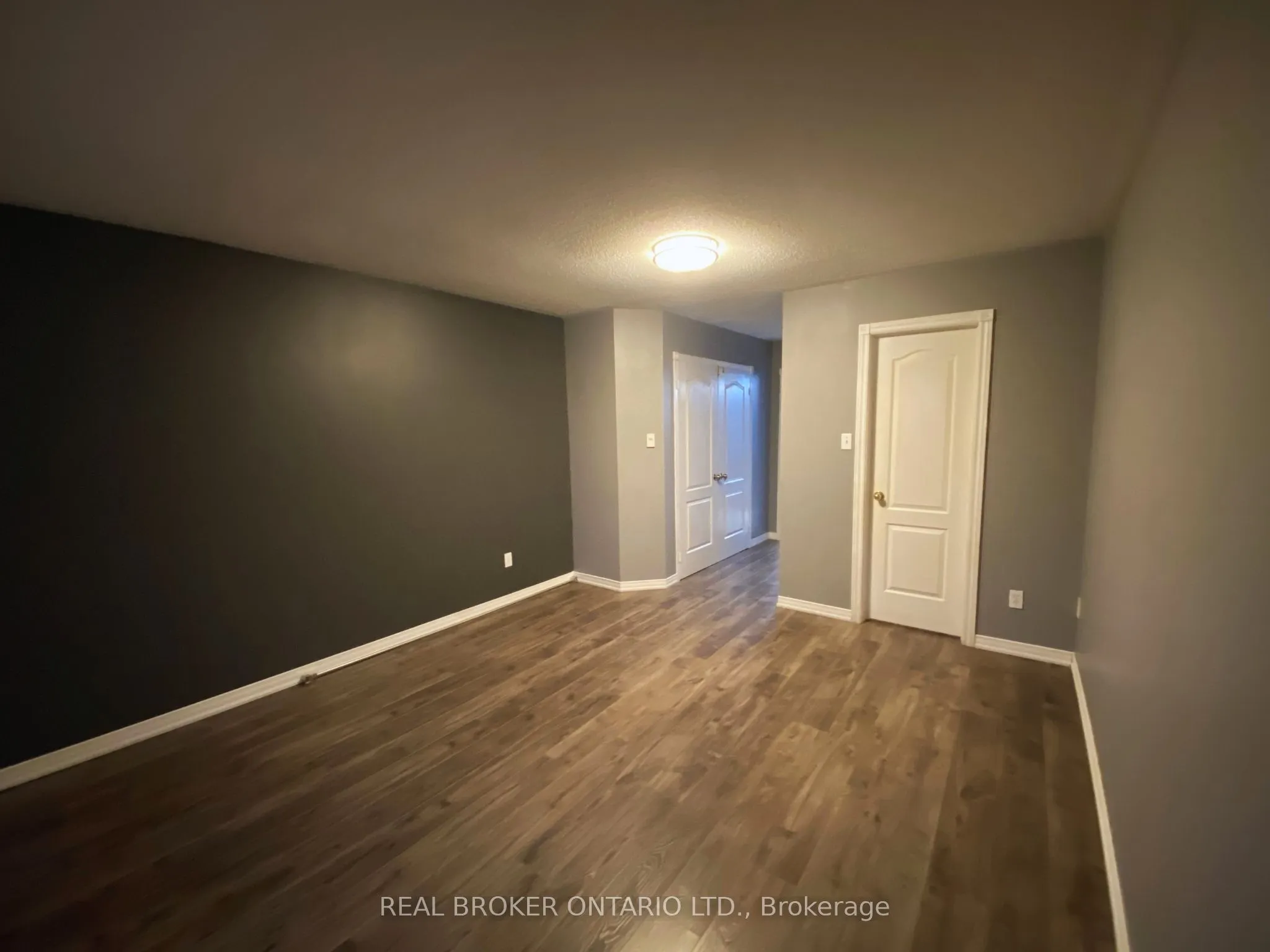 80 Redfinch Way, #Main Unit