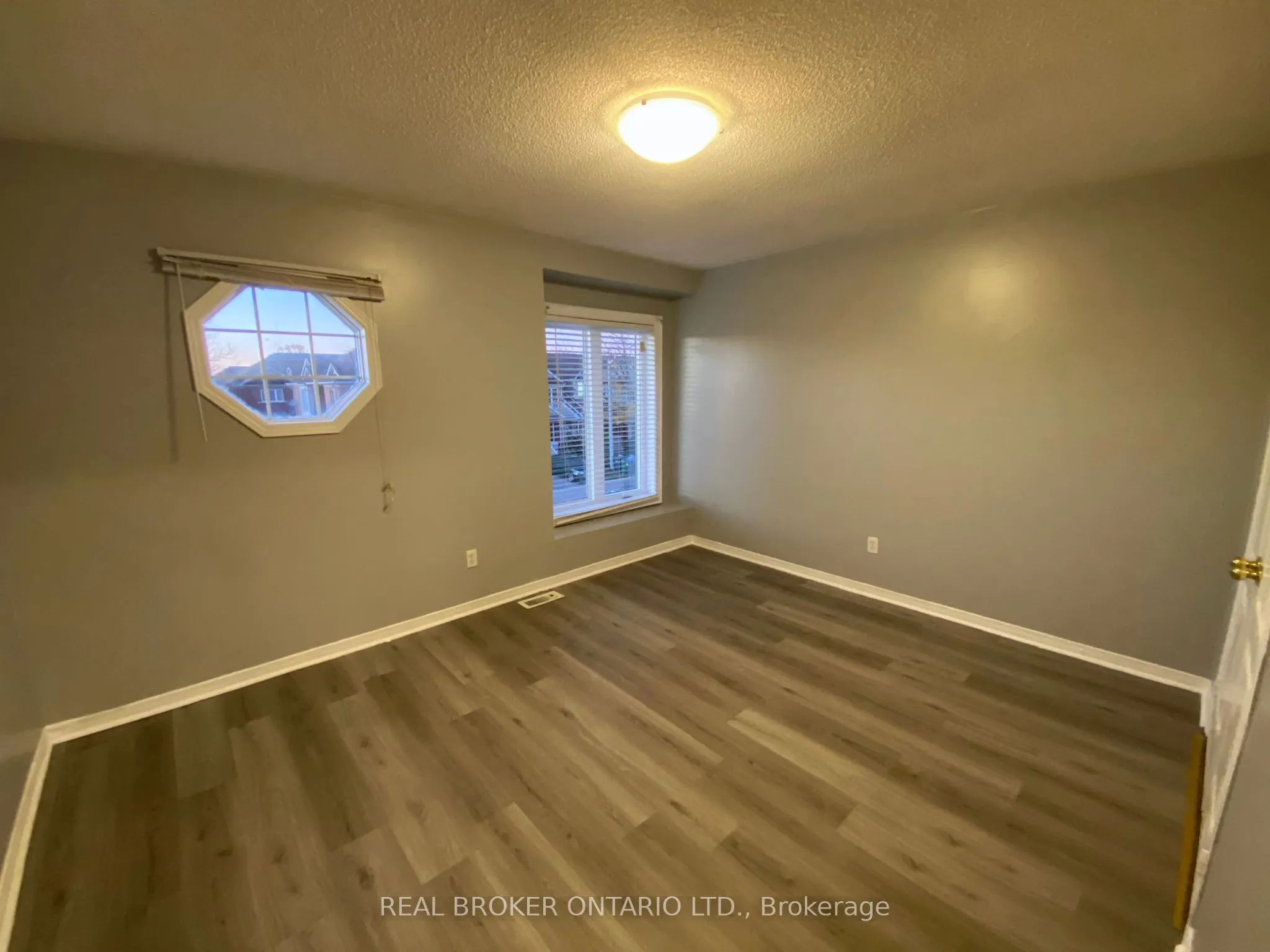 80 Redfinch Way, #Main Unit