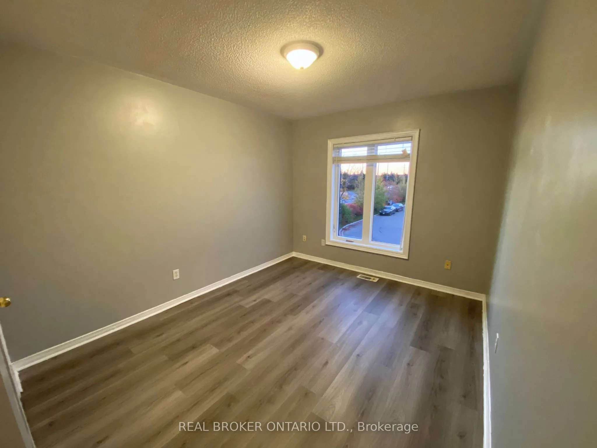 80 Redfinch Way, #Main Unit