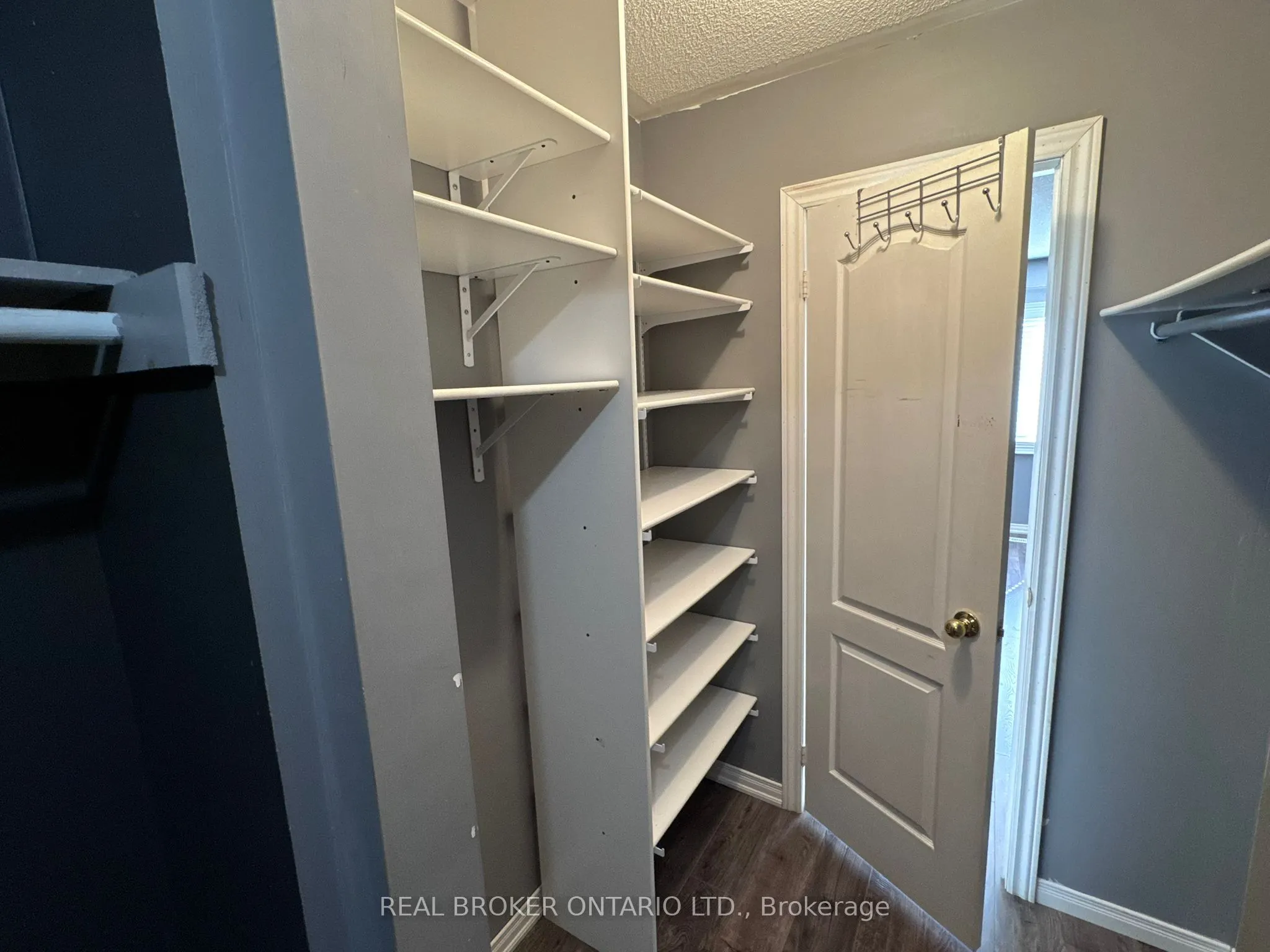 80 Redfinch Way, #Main Unit