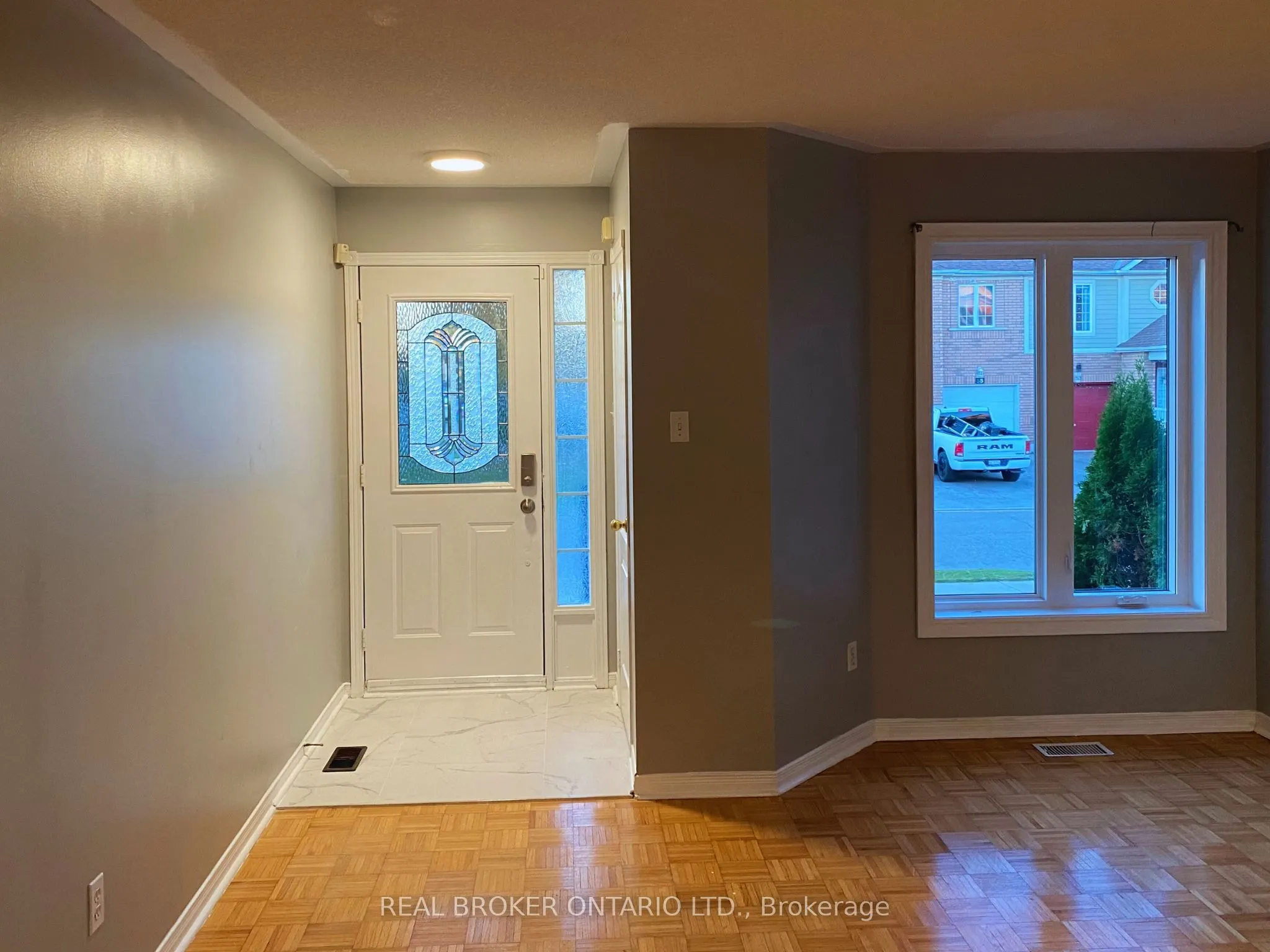 80 Redfinch Way, #Main Unit