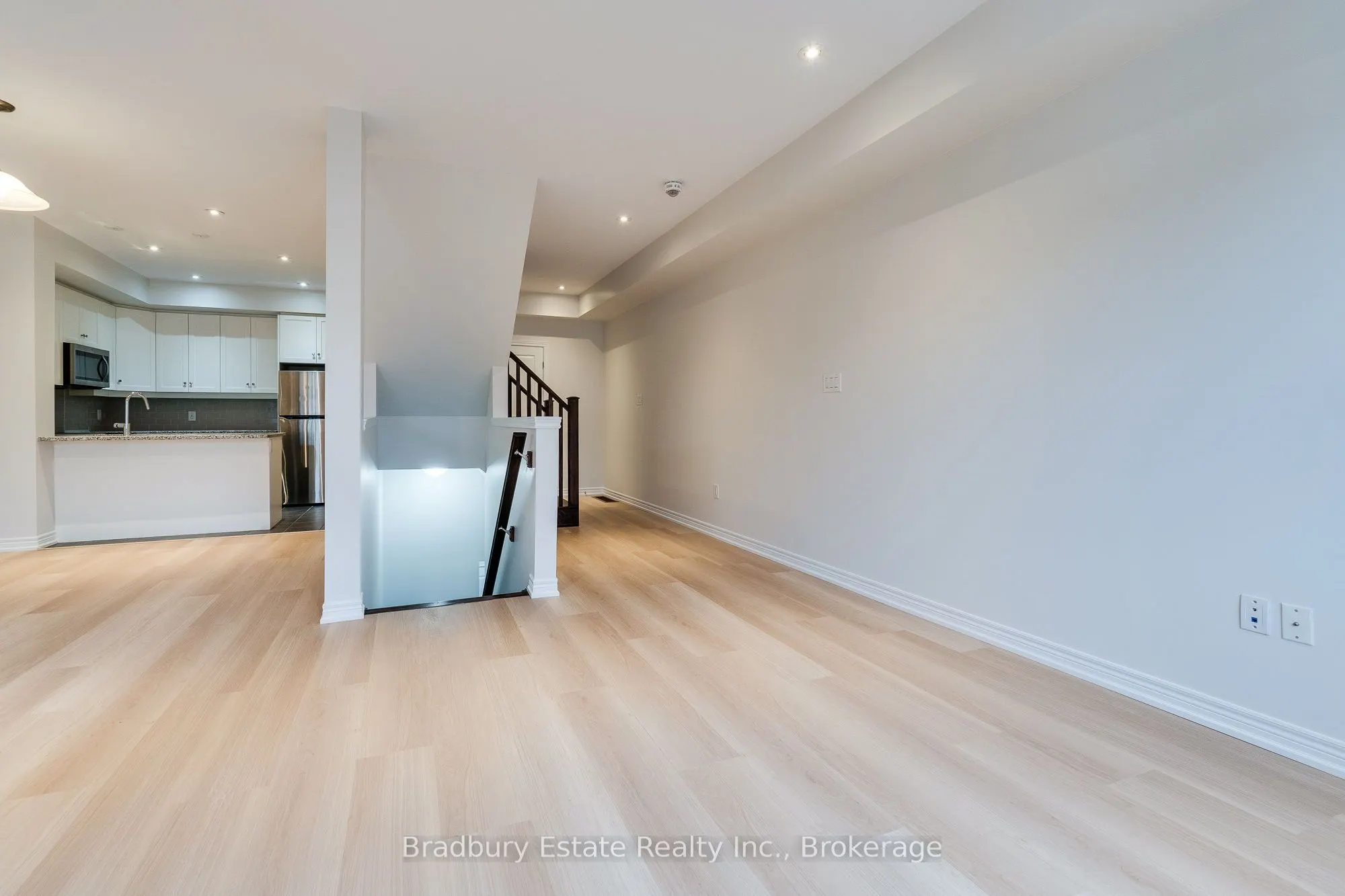 3105 Blackfriar Common