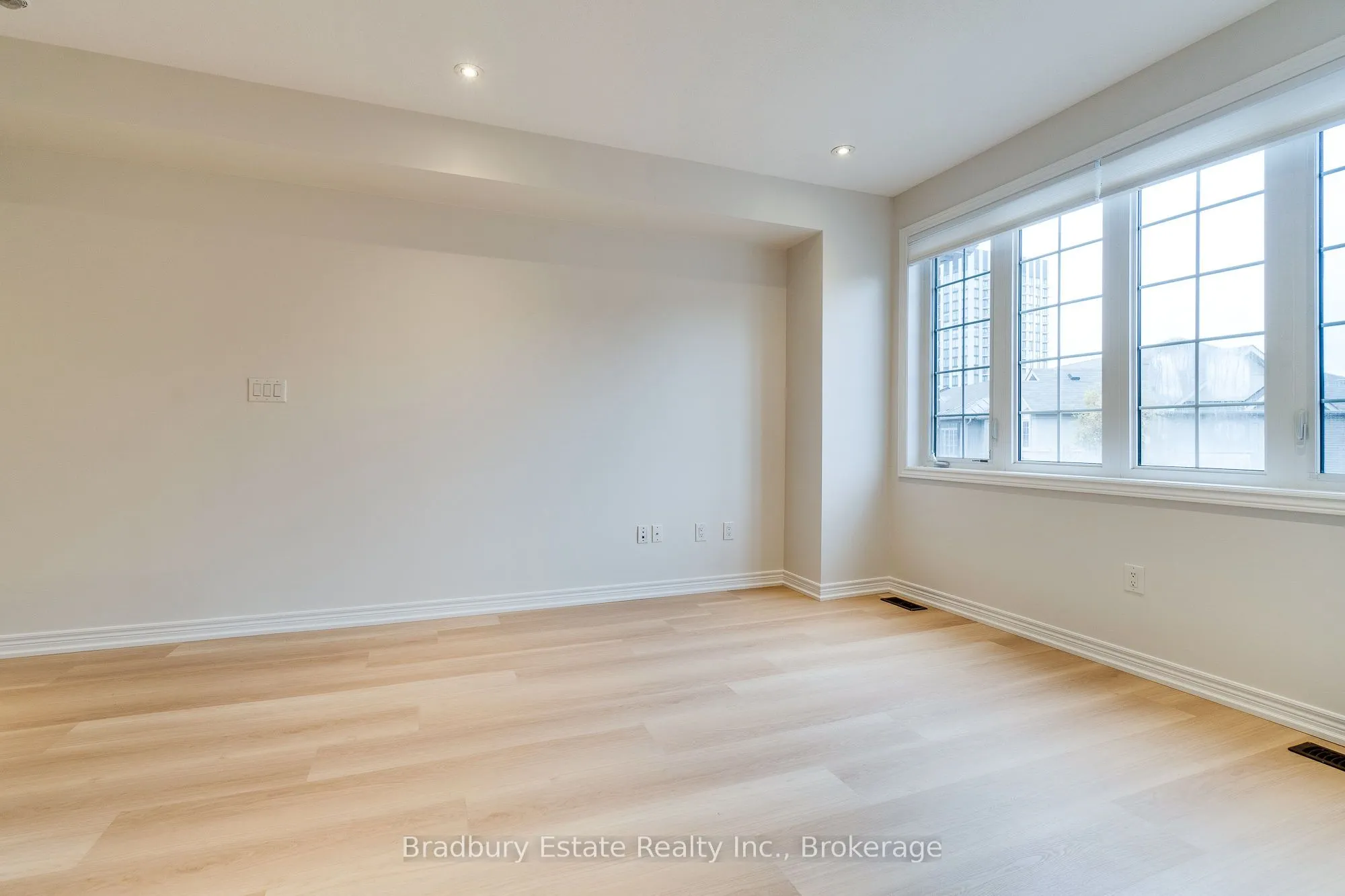 3105 Blackfriar Common