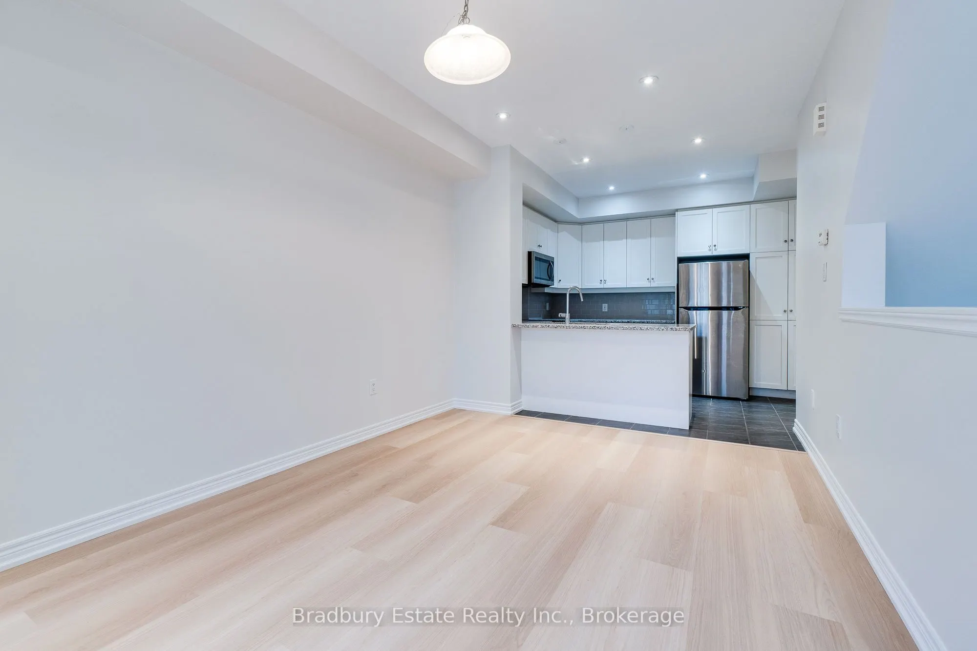 3105 Blackfriar Common