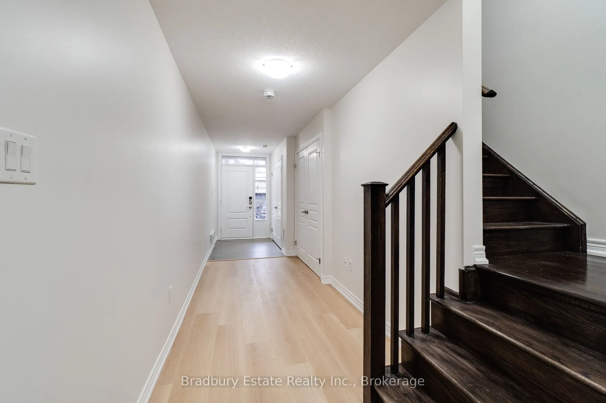 3105 Blackfriar Common