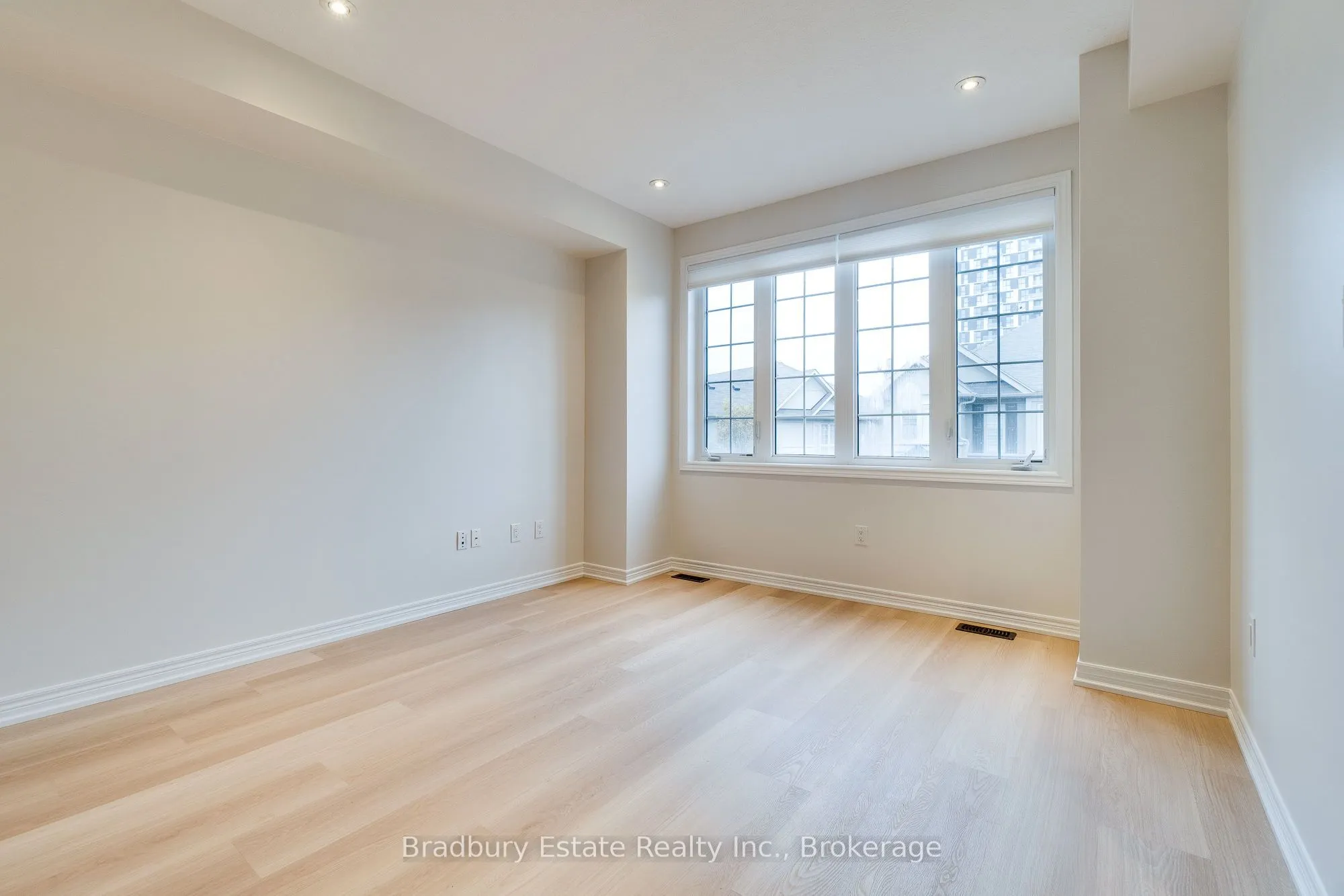 3105 Blackfriar Common