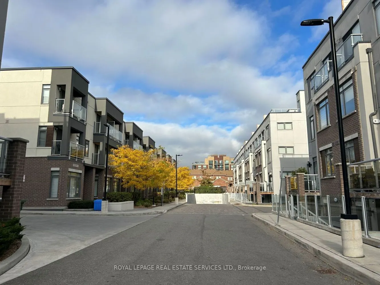 3066 Sixth Line, #347