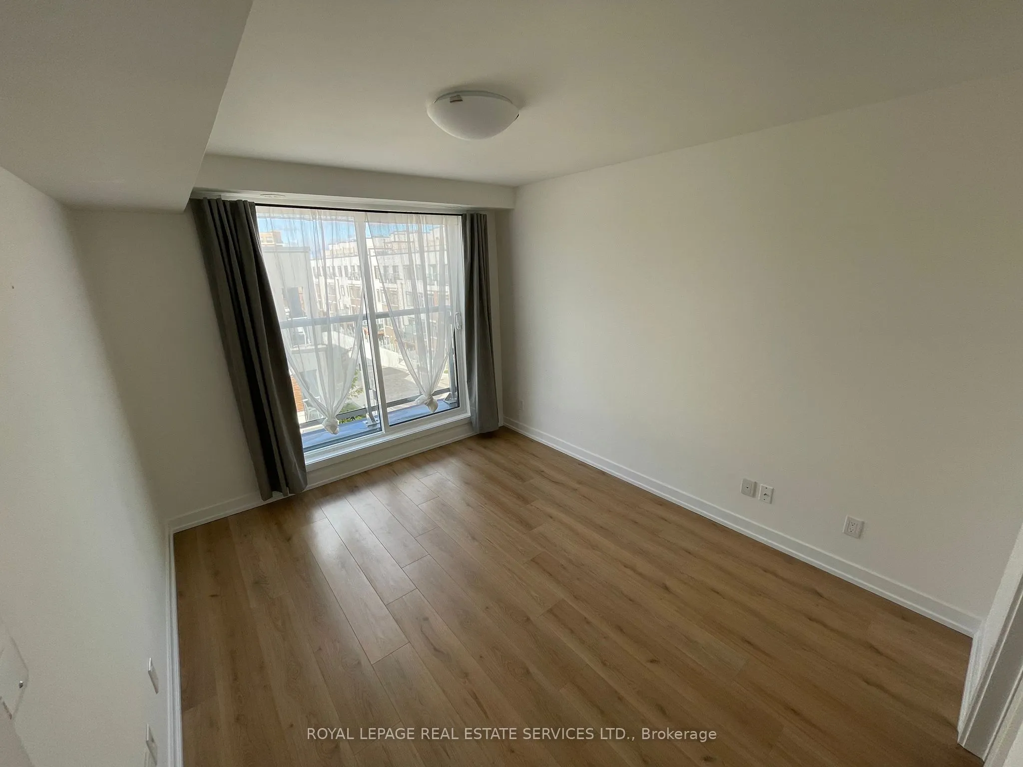 3066 Sixth Line, #347