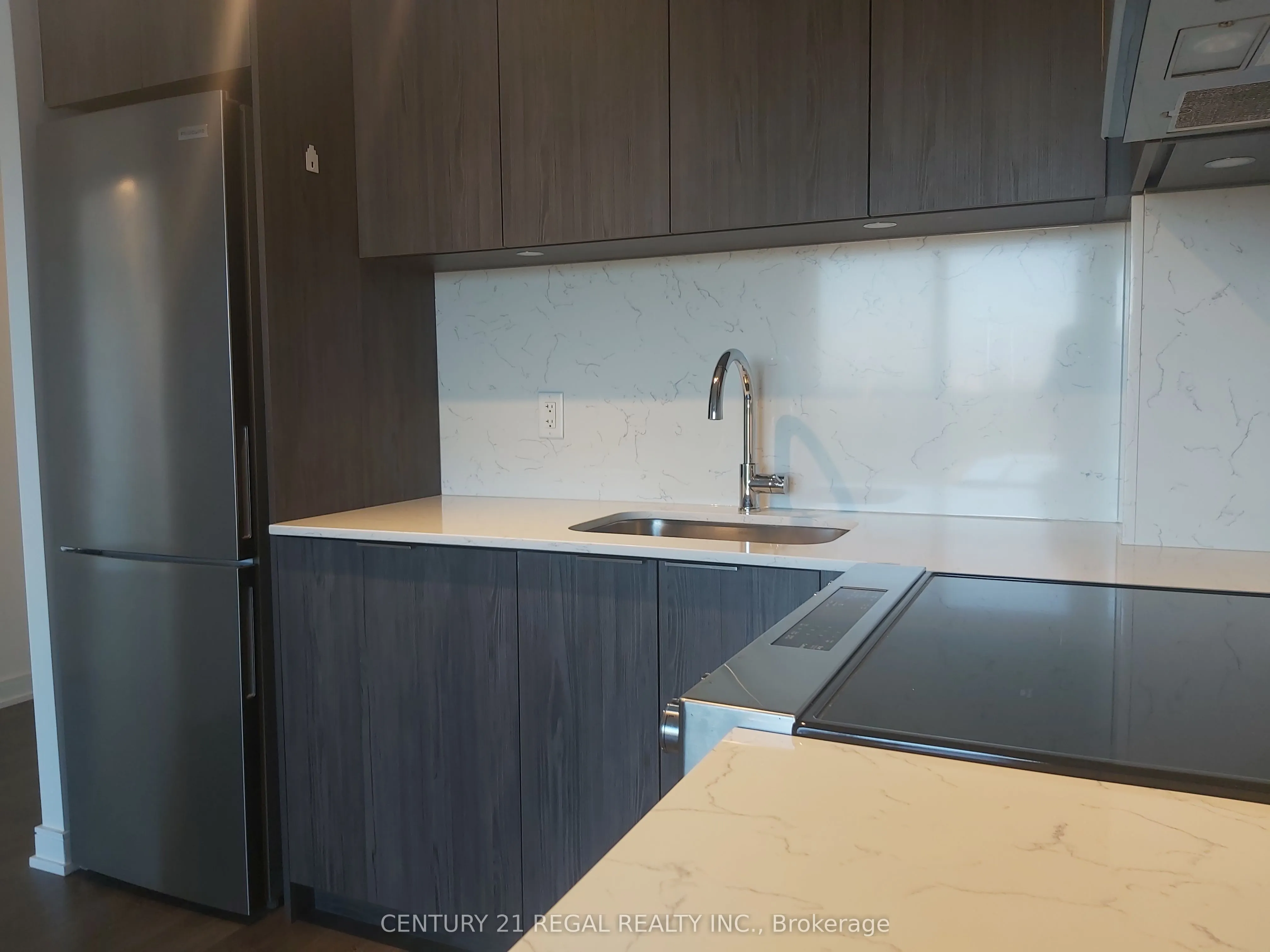 30 Samuel Wood Way, #1503