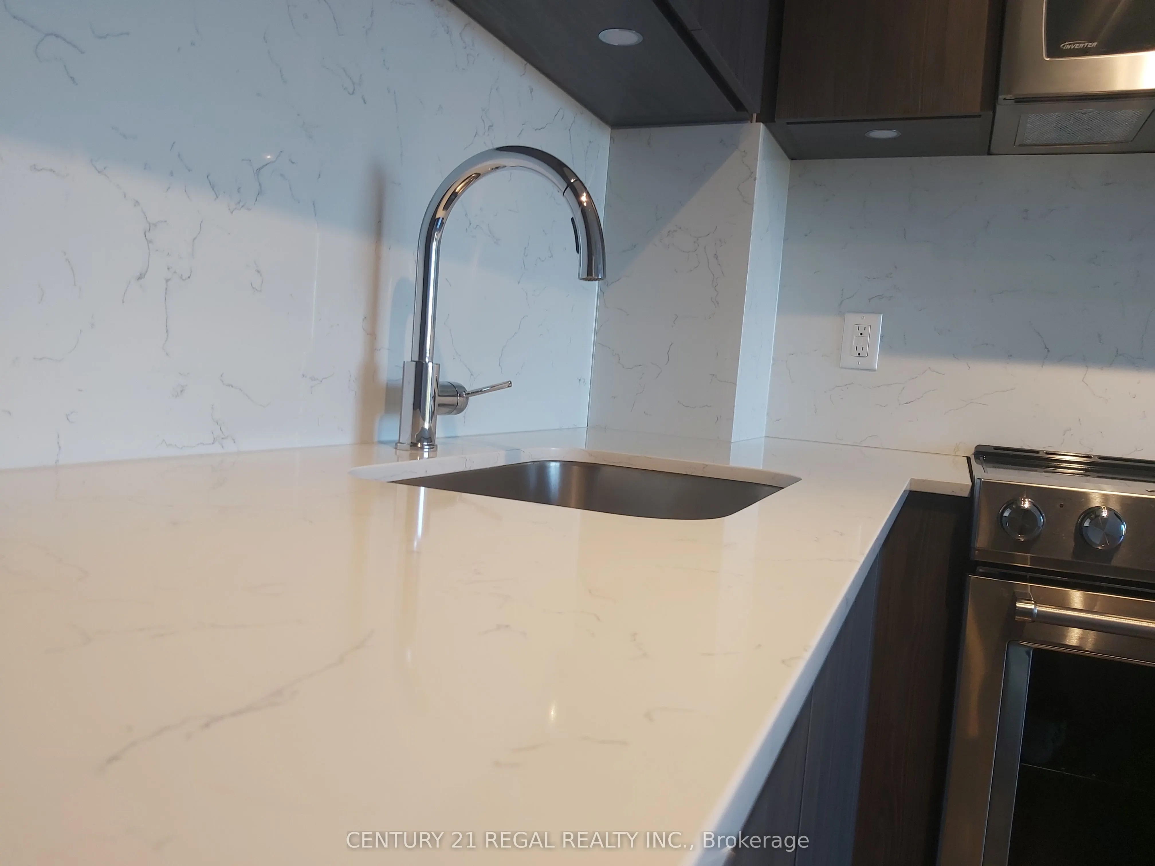 30 Samuel Wood Way, #1503