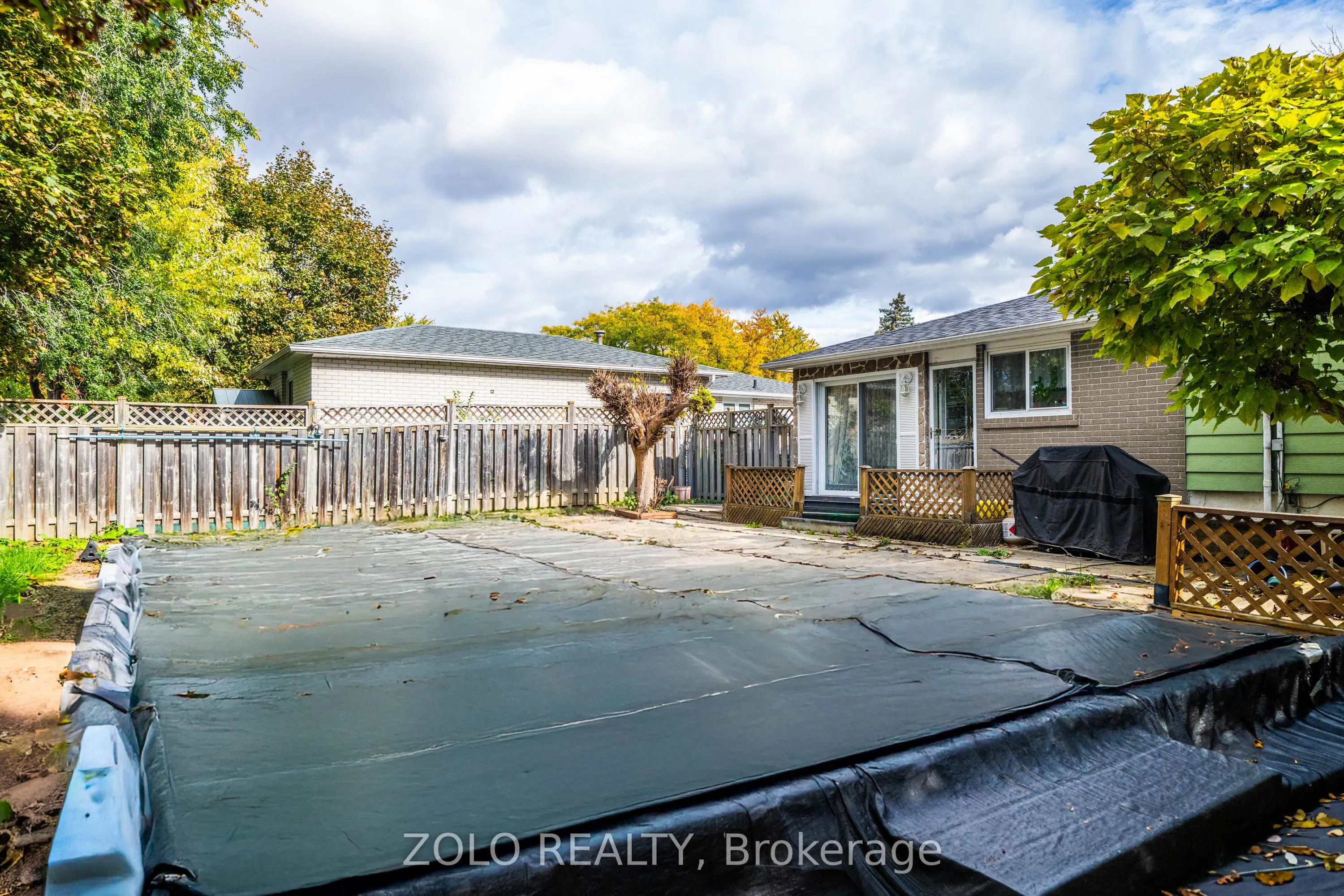 129 Folkstone Crescent