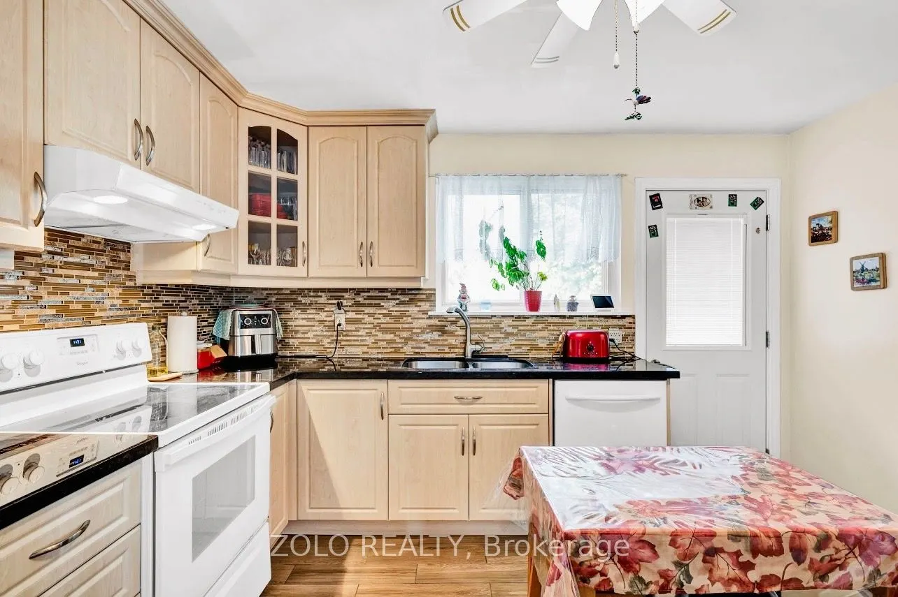 129 Folkstone Crescent