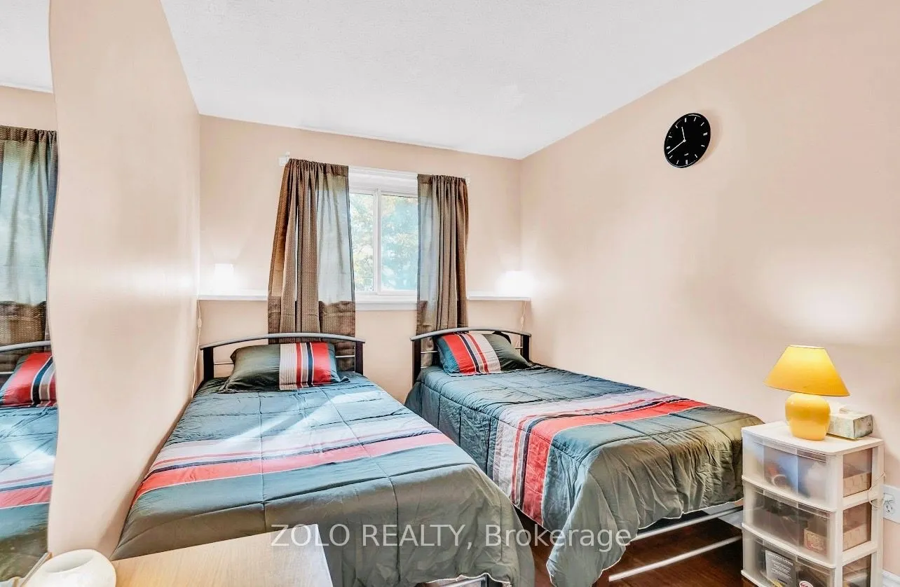 129 Folkstone Crescent