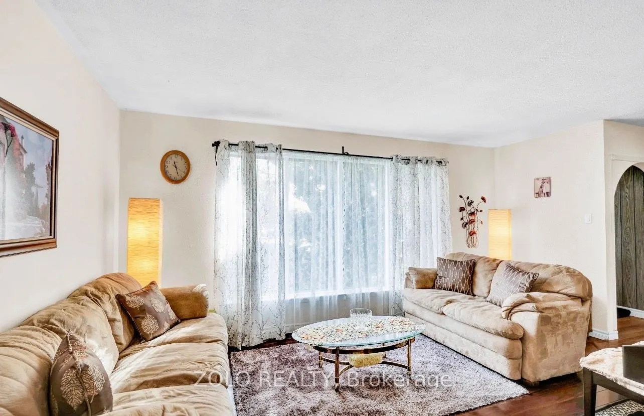 129 Folkstone Crescent