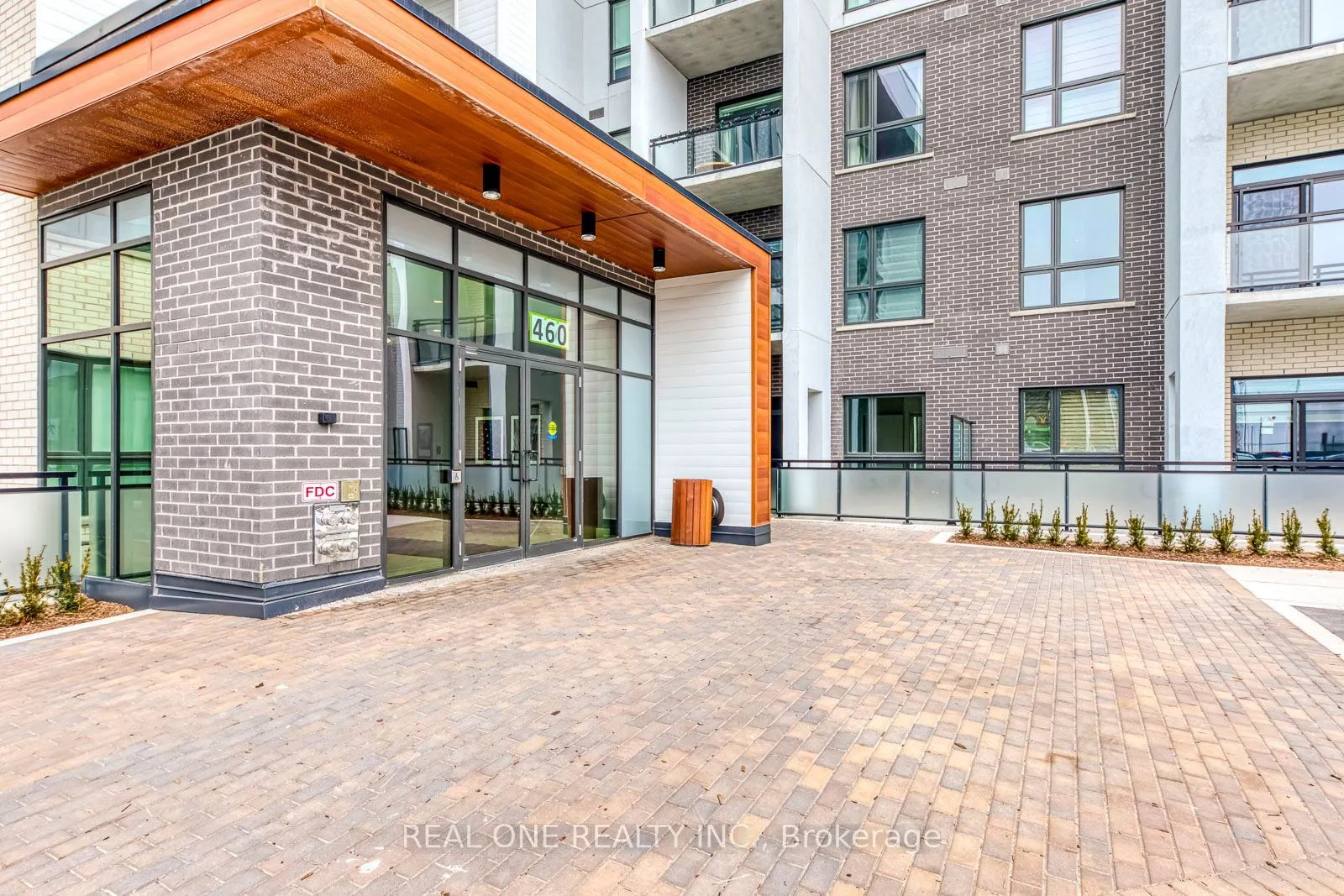 460 Gordon Krantz Avenue, #319