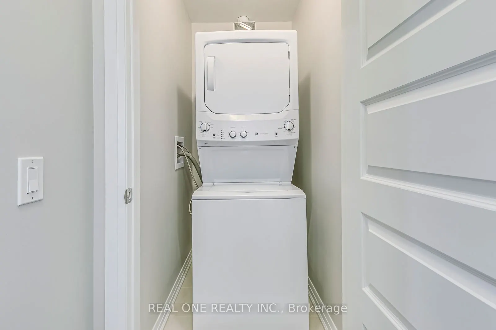 460 Gordon Krantz Avenue, #319