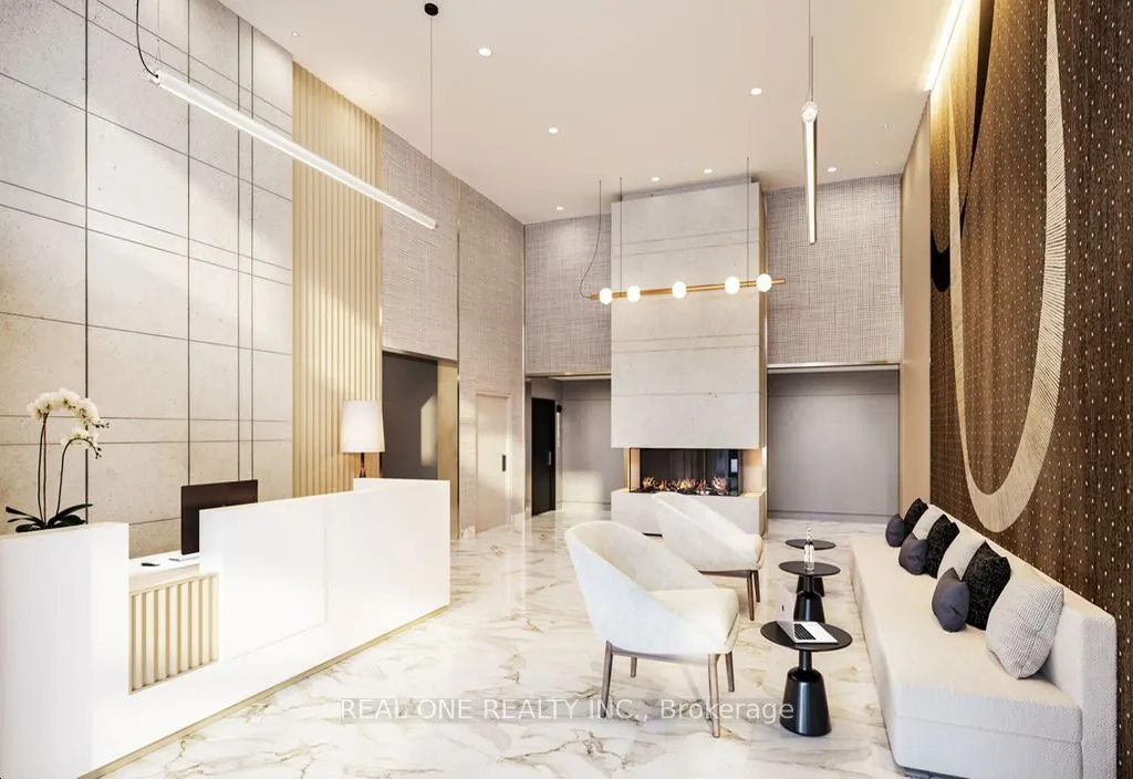 460 Gordon Krantz Avenue, #319