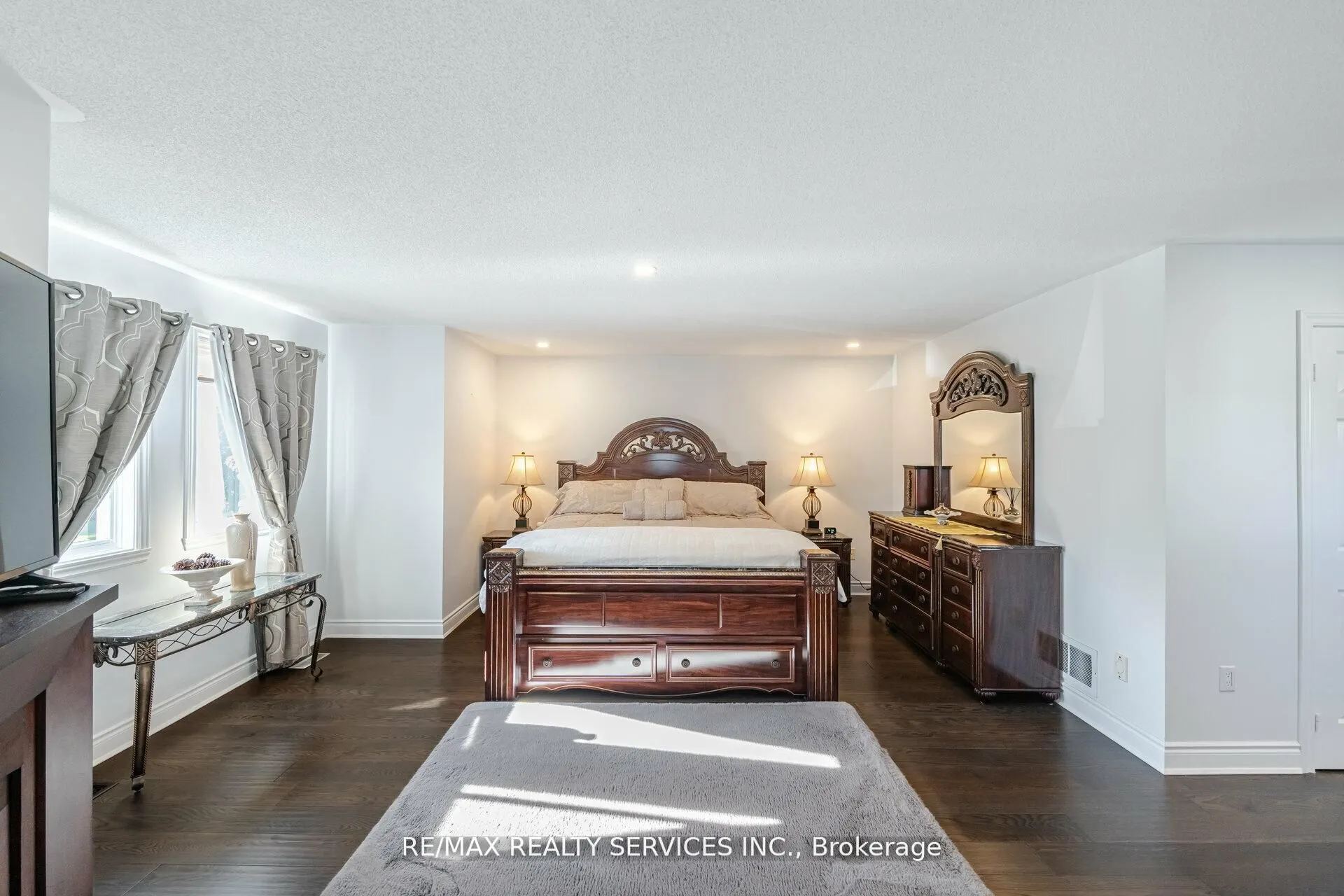 5749 Greensboro Drive